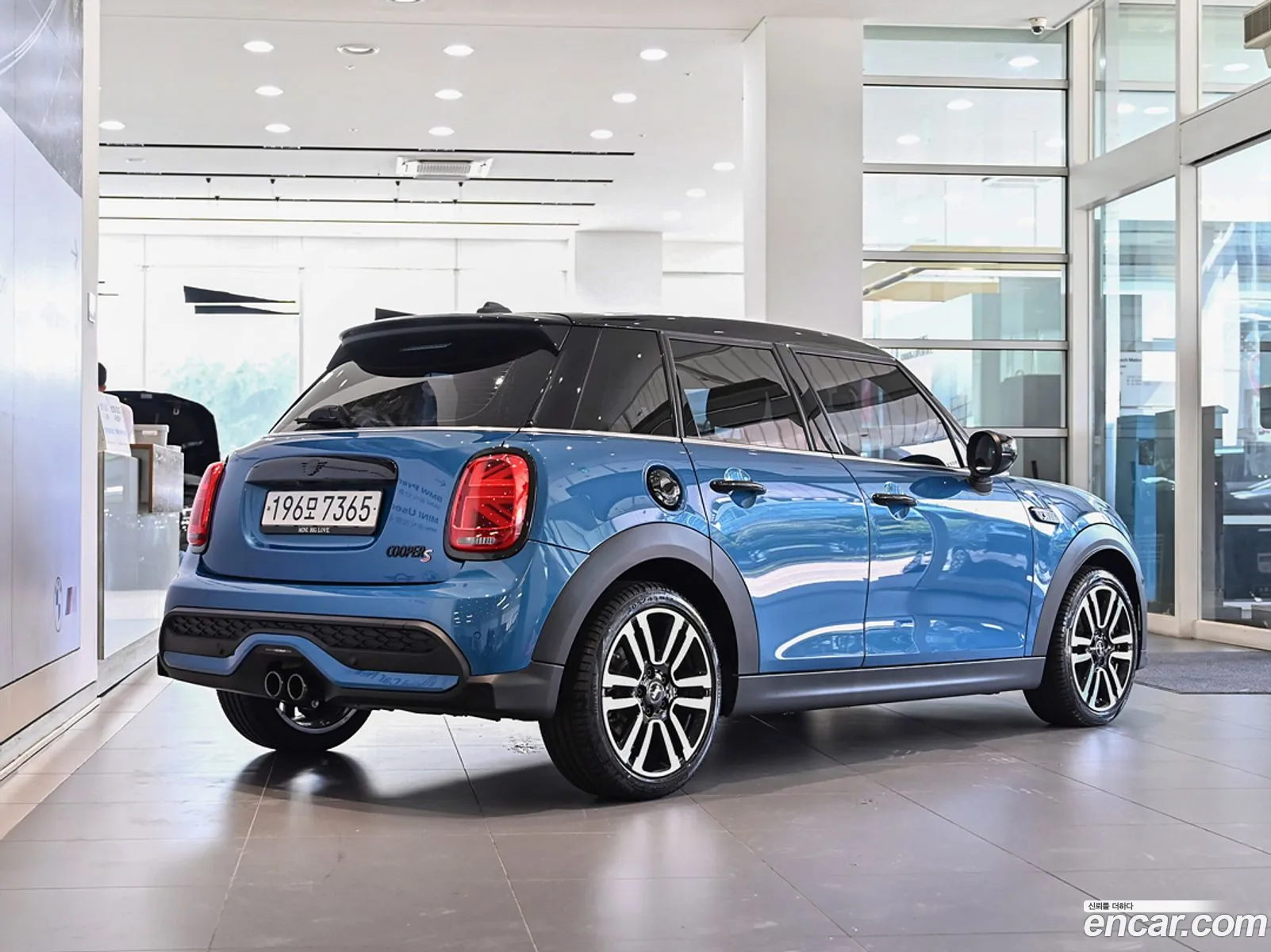 Mini Cooper S 5-Door Classic 3Rd Generation - фотография 9349471