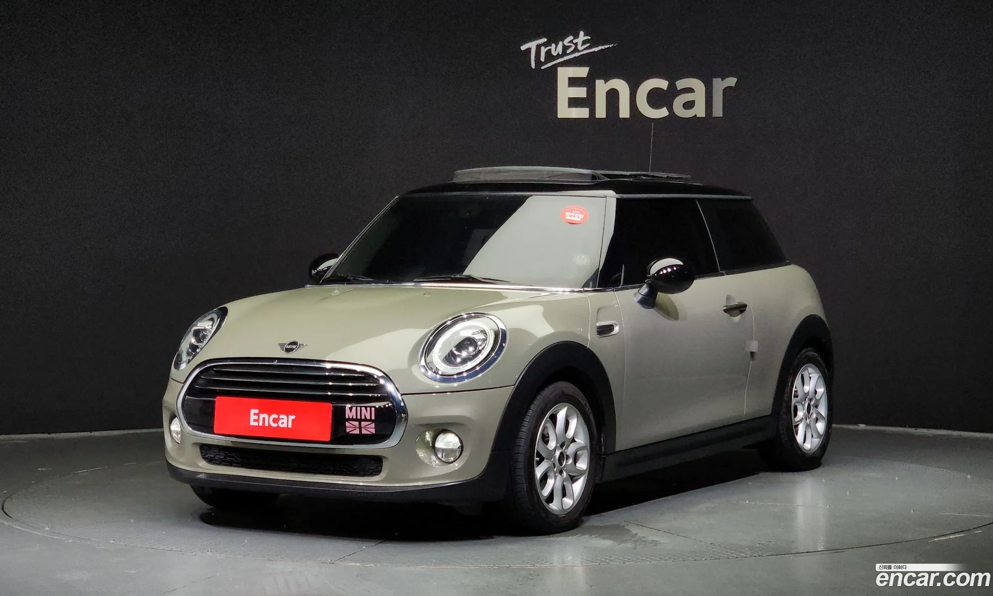 Mini Cooper High 3Rd Generation - фотография 689831