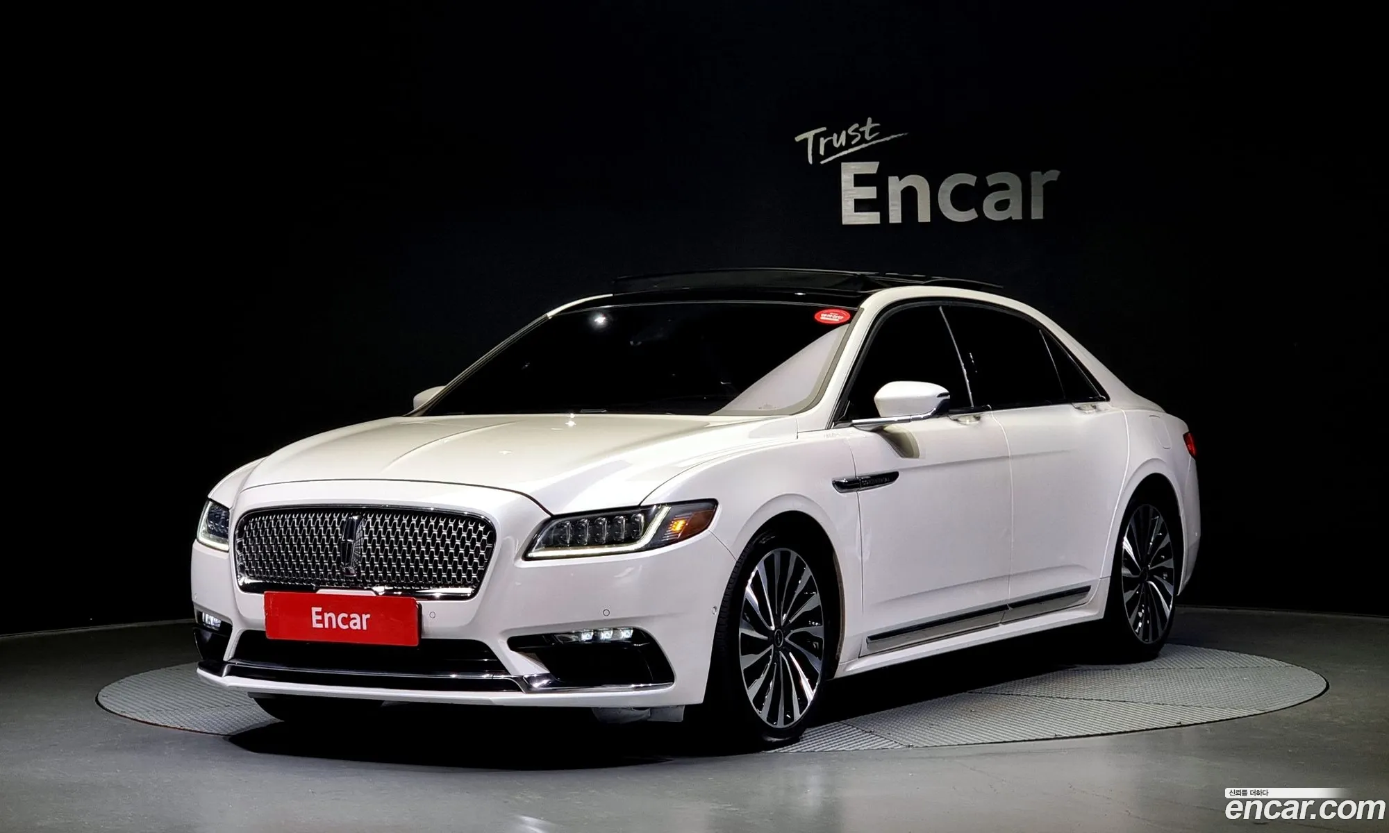Lincoln Continental 10Th Generation 30 Presidential Awd - фотография 4810622