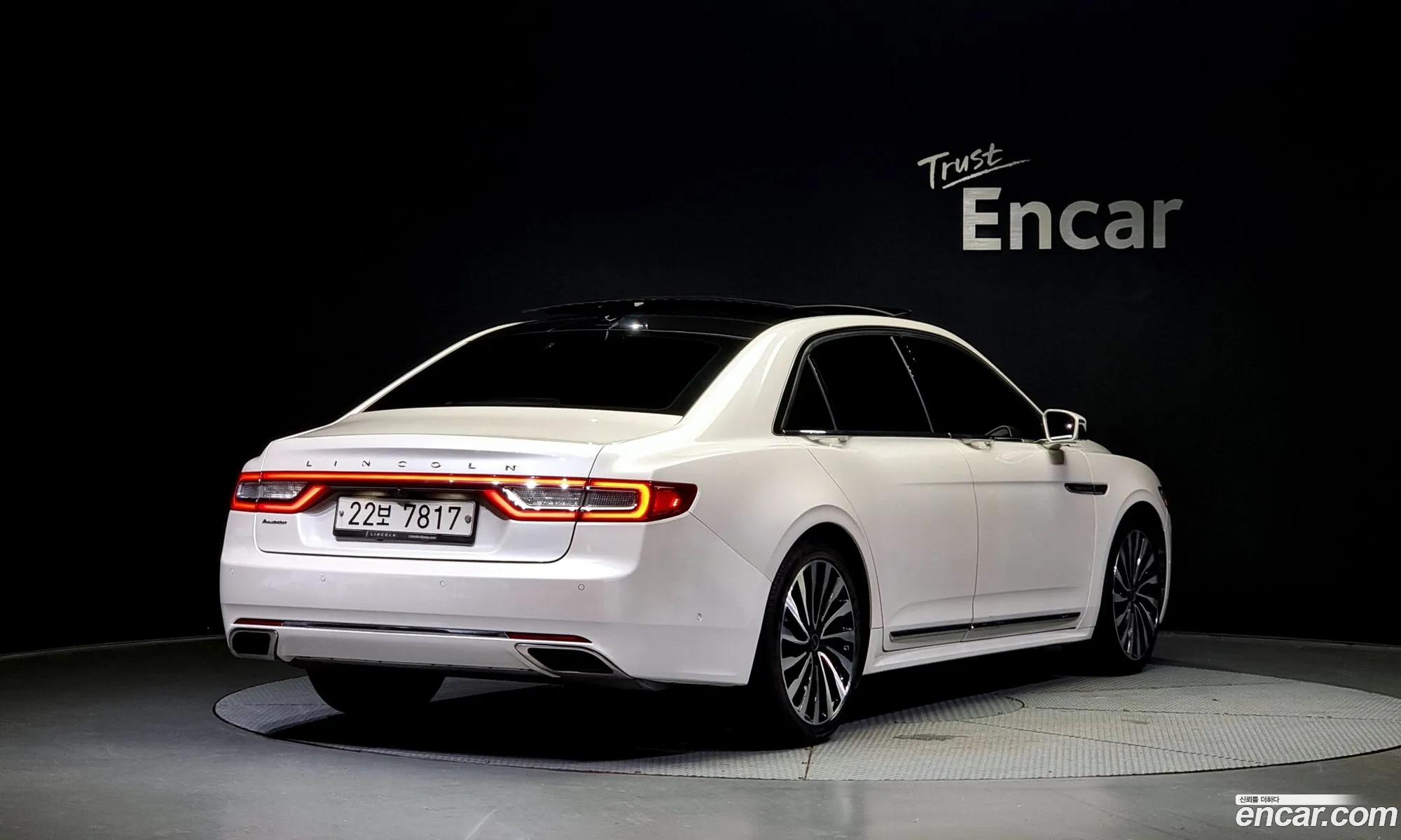 Lincoln Continental 10Th Generation 30 Presidential Awd - фотография 4810623