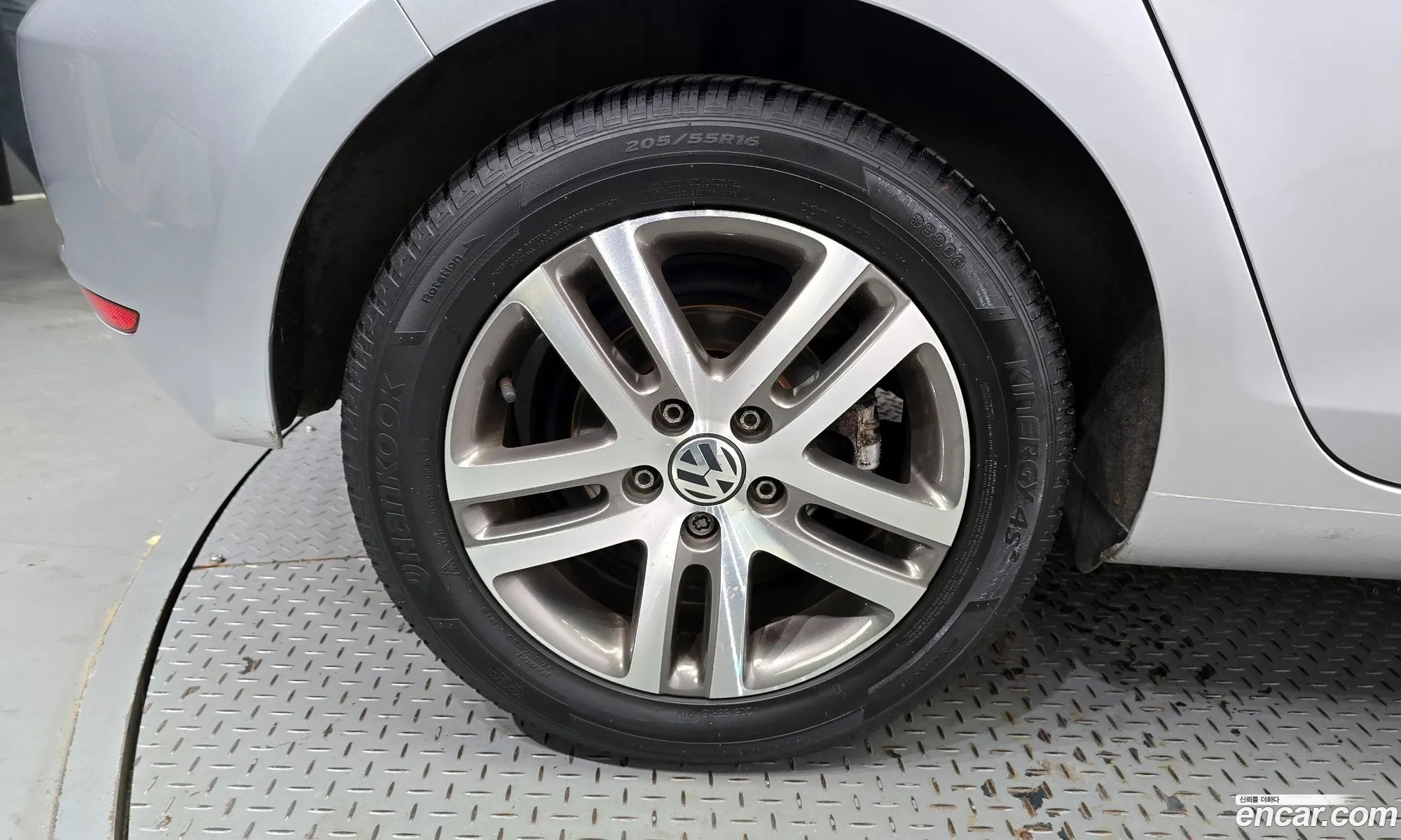 Volkswagen Golf 6Th Generation 20 Tdi - фотография 12579729