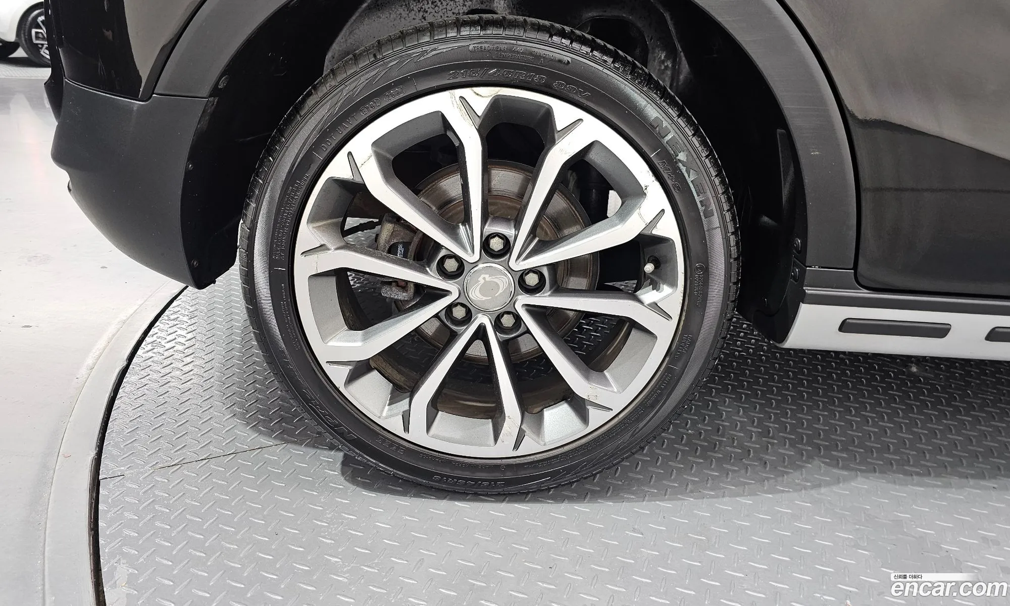 Kg Mobility Ssangyong Tivoli Vx 2Wd - фотография 4275240