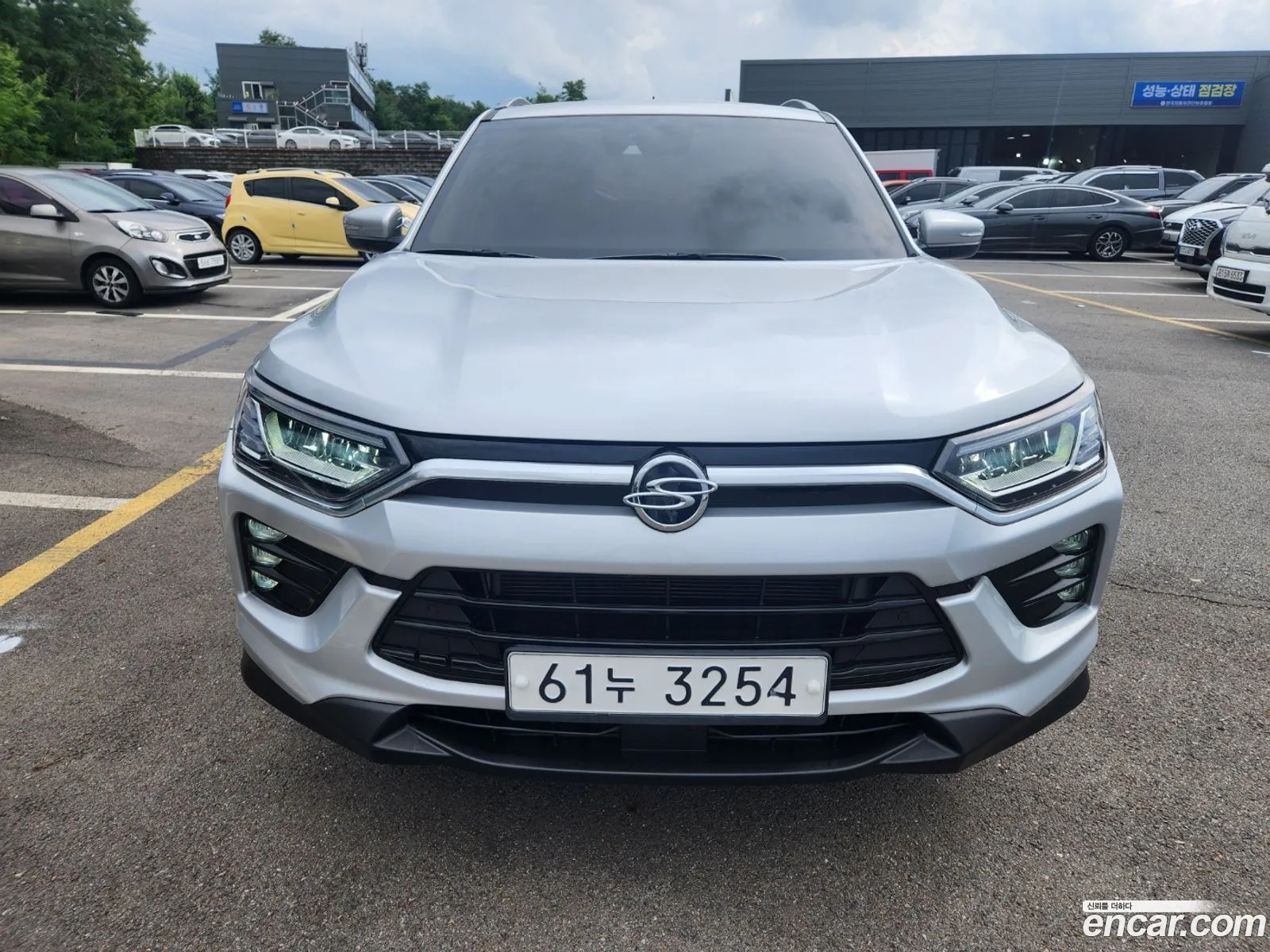 Kg Mobility Ssangyong Beautiful Korando Diesel 16 2Wd Delight - фотография 4616679