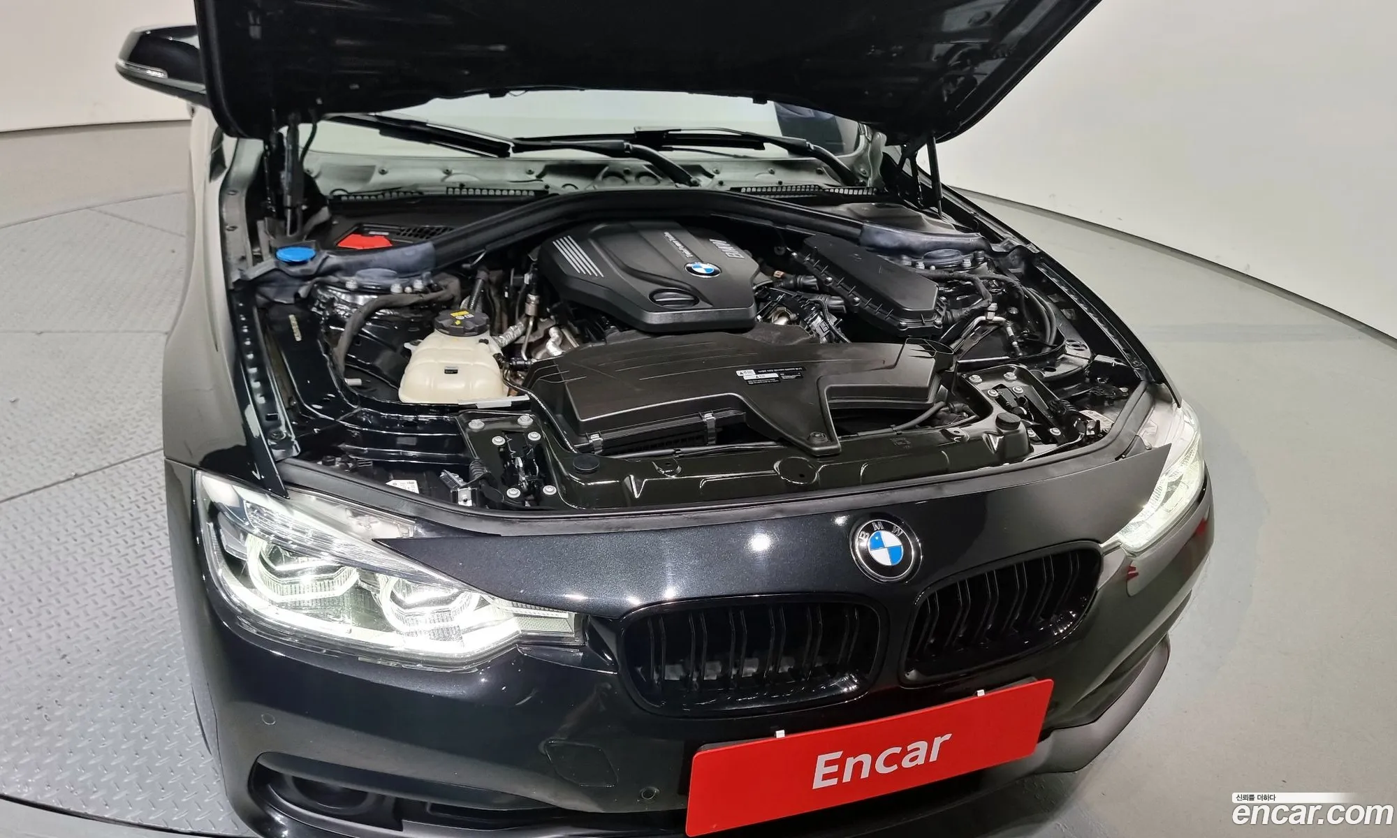 BMW 3 Series F30 320D - фотография 12612141