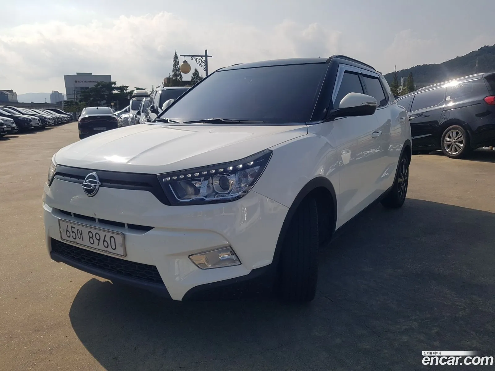 Kg Mobility Ssangyong Tivoli Lx 2Wd Luxury Model - фотография 4616605