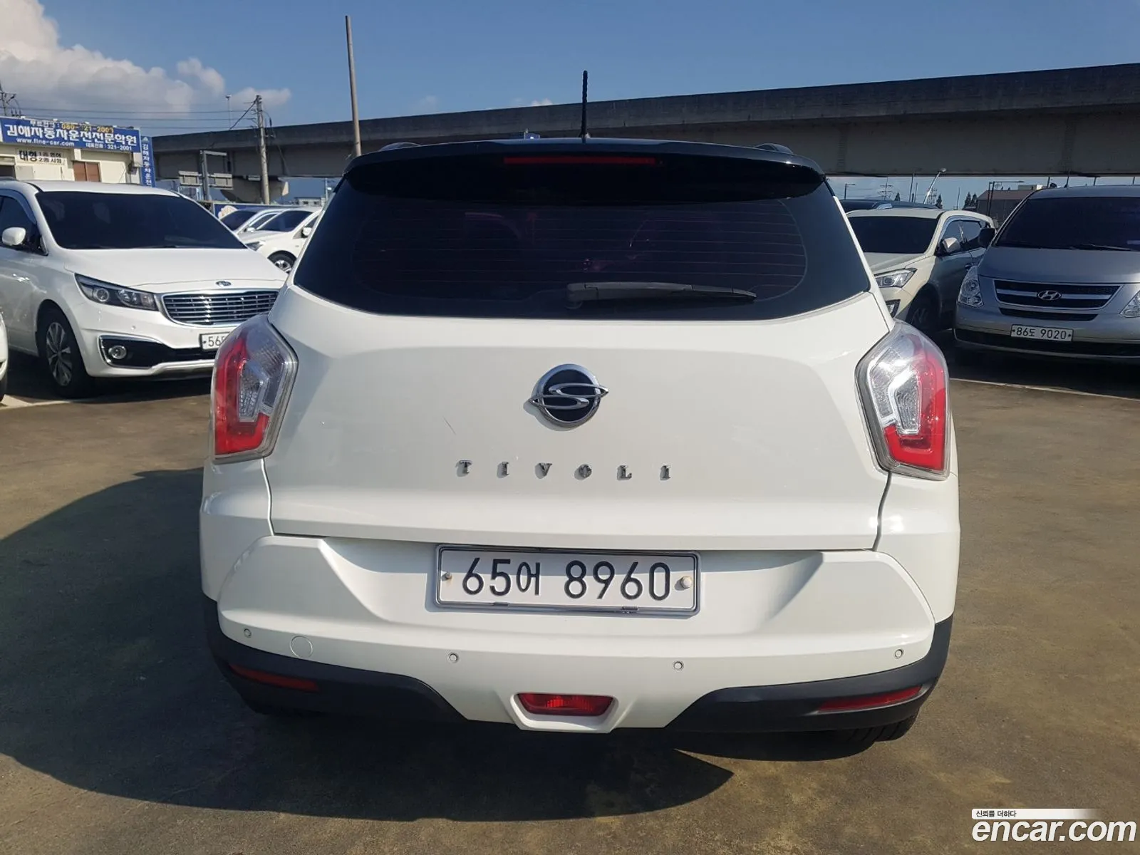 Kg Mobility Ssangyong Tivoli Lx 2Wd Luxury Model - фотография 4616609
