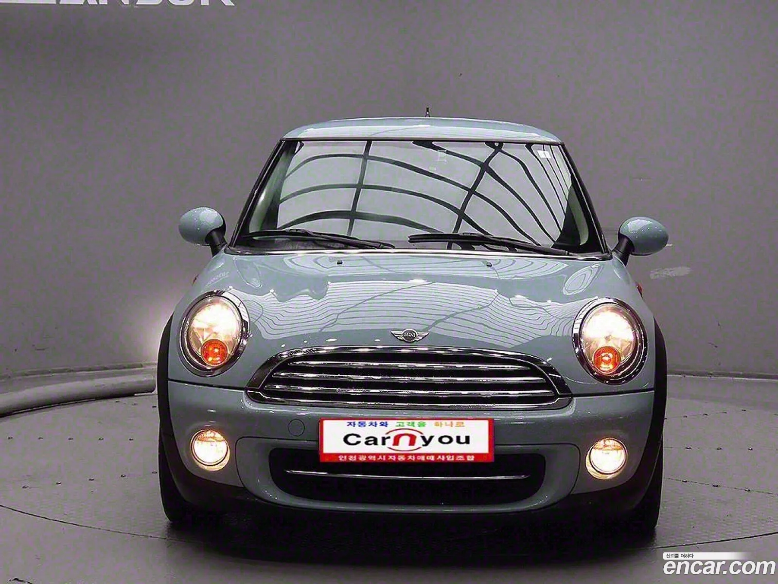 Mini Cooper Se - фотография 689821