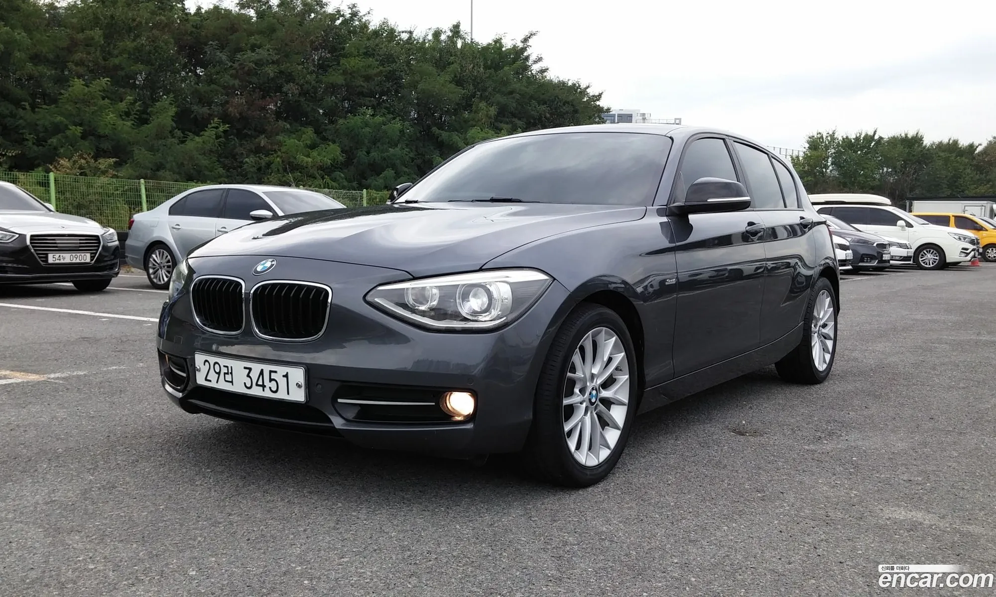 BMW 1 Series F20 118D Sports 5-Door - фотография 11544969