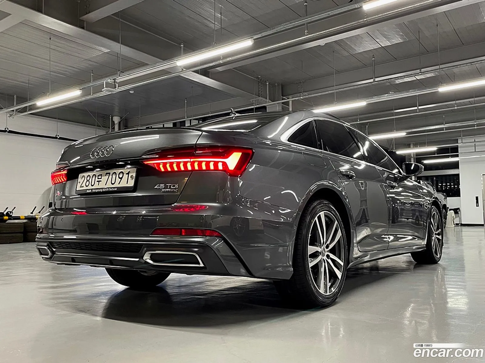 Audi A6 C8 45 Tdi Quattro Premium - фотография 12660151