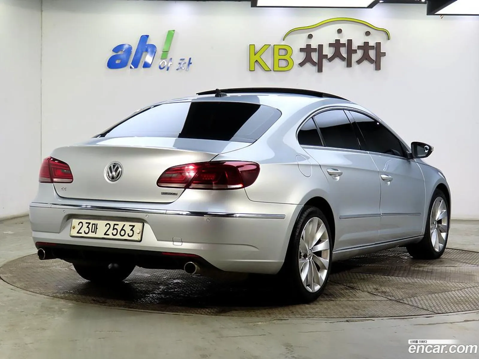 Volkswagen New Cc 20 Tdi Bluemotion 4Motion - фотография 12635239