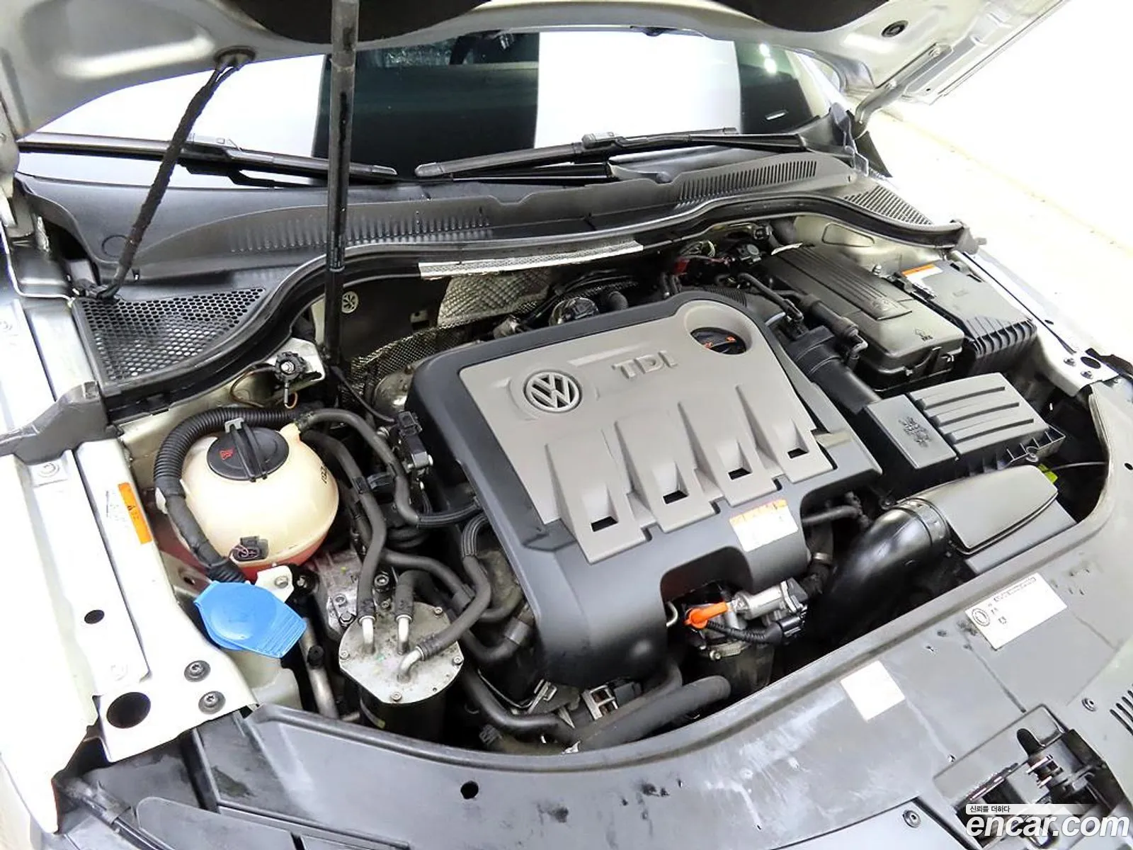 Volkswagen New Cc 20 Tdi Bluemotion 4Motion - фотография 12635241