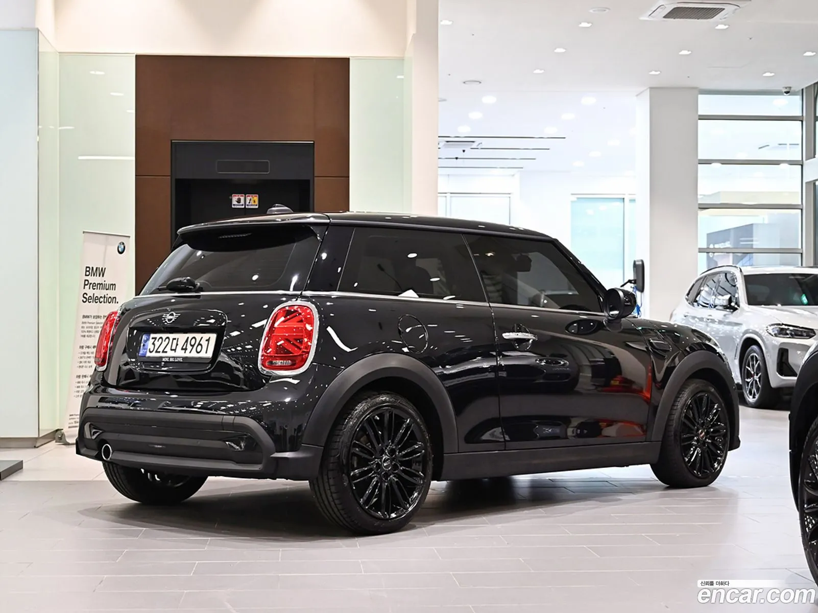 Mini Cooper Classic Plus 3Rd Generation - фотография 750767
