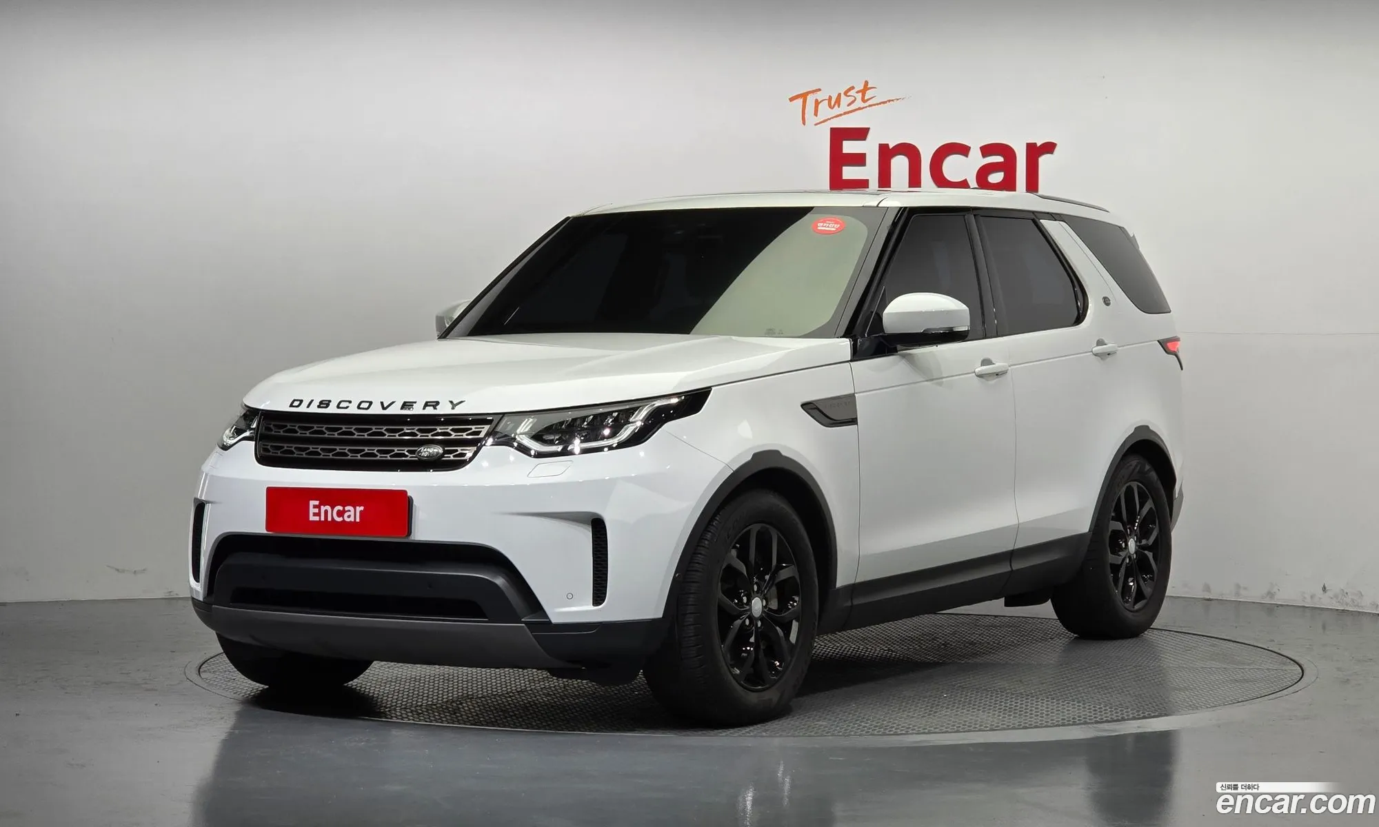 Land Rover Discovery 5 30 Sd6 Se - фотография 5675853