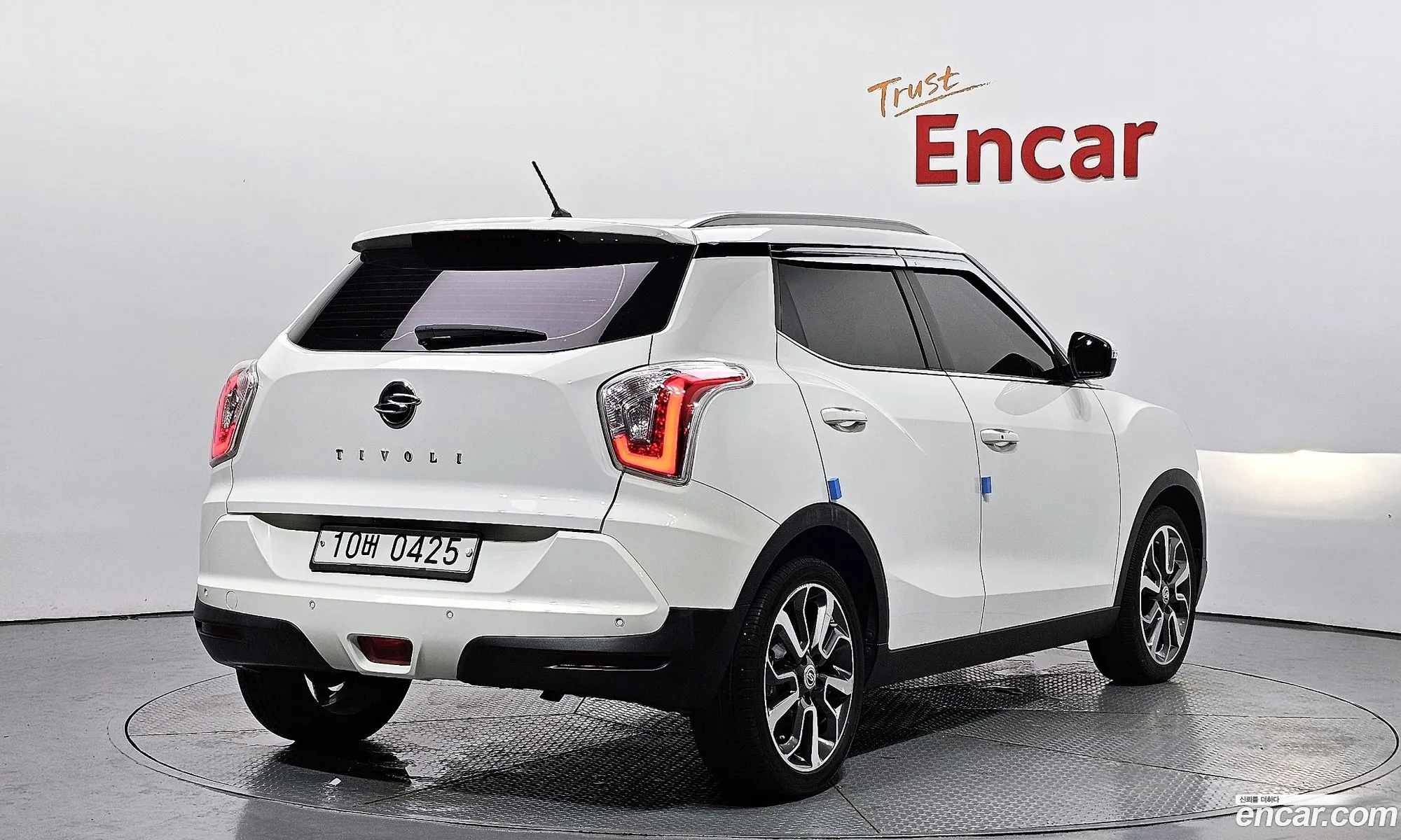 Kg Mobility Ssangyong Tivoli Lx 2Wd - фотография 4275706