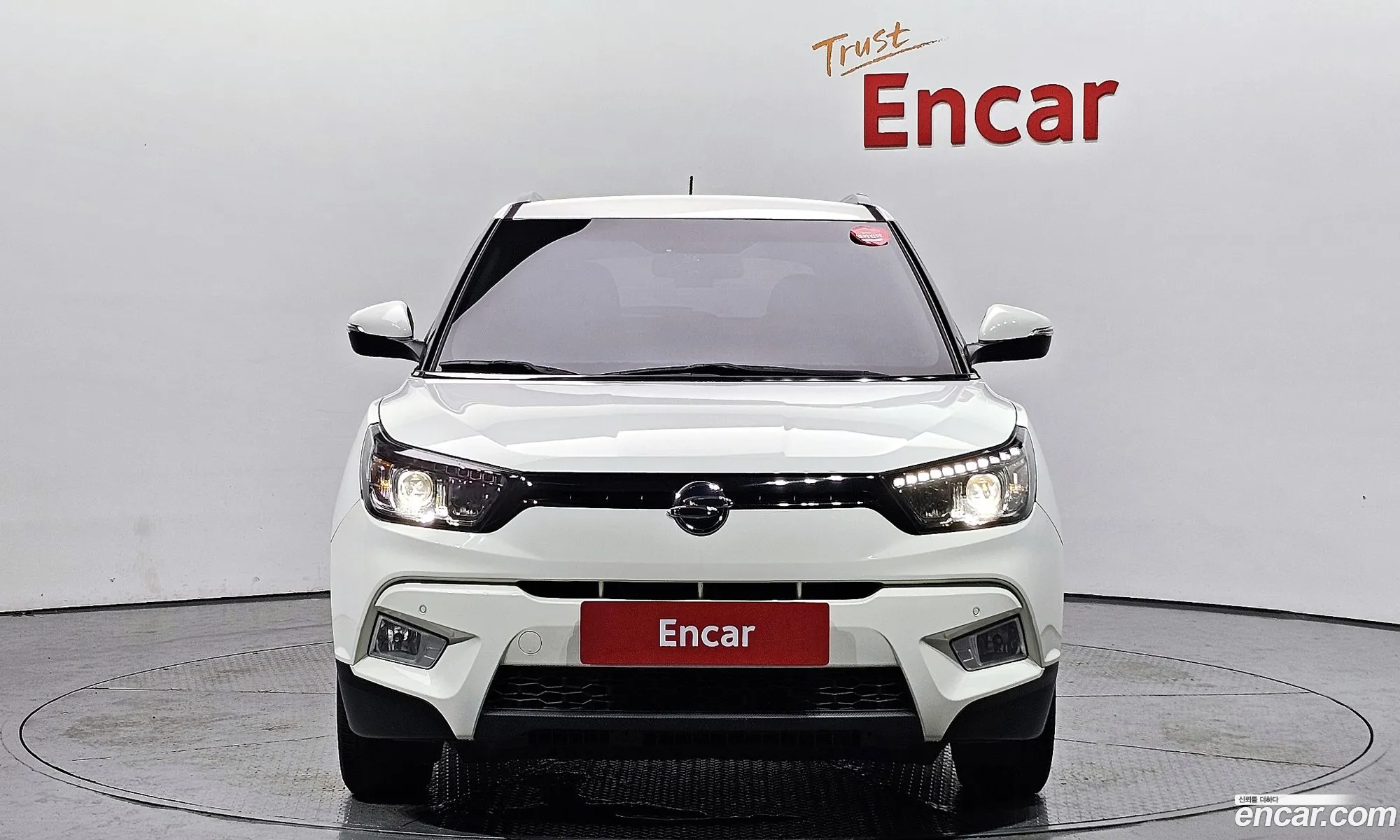 Kg Mobility Ssangyong Tivoli Lx 2Wd - фотография 4275707