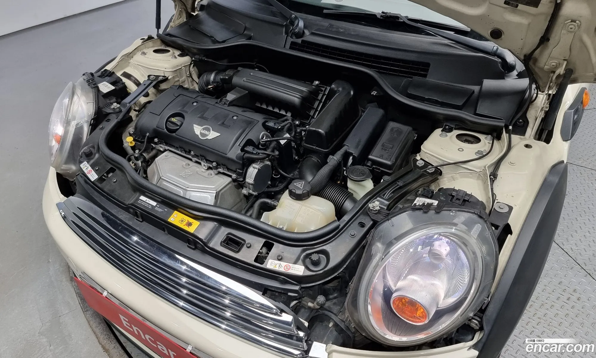 Mini Cooper Convertible Basic 2Nd Generation - фотография 756660