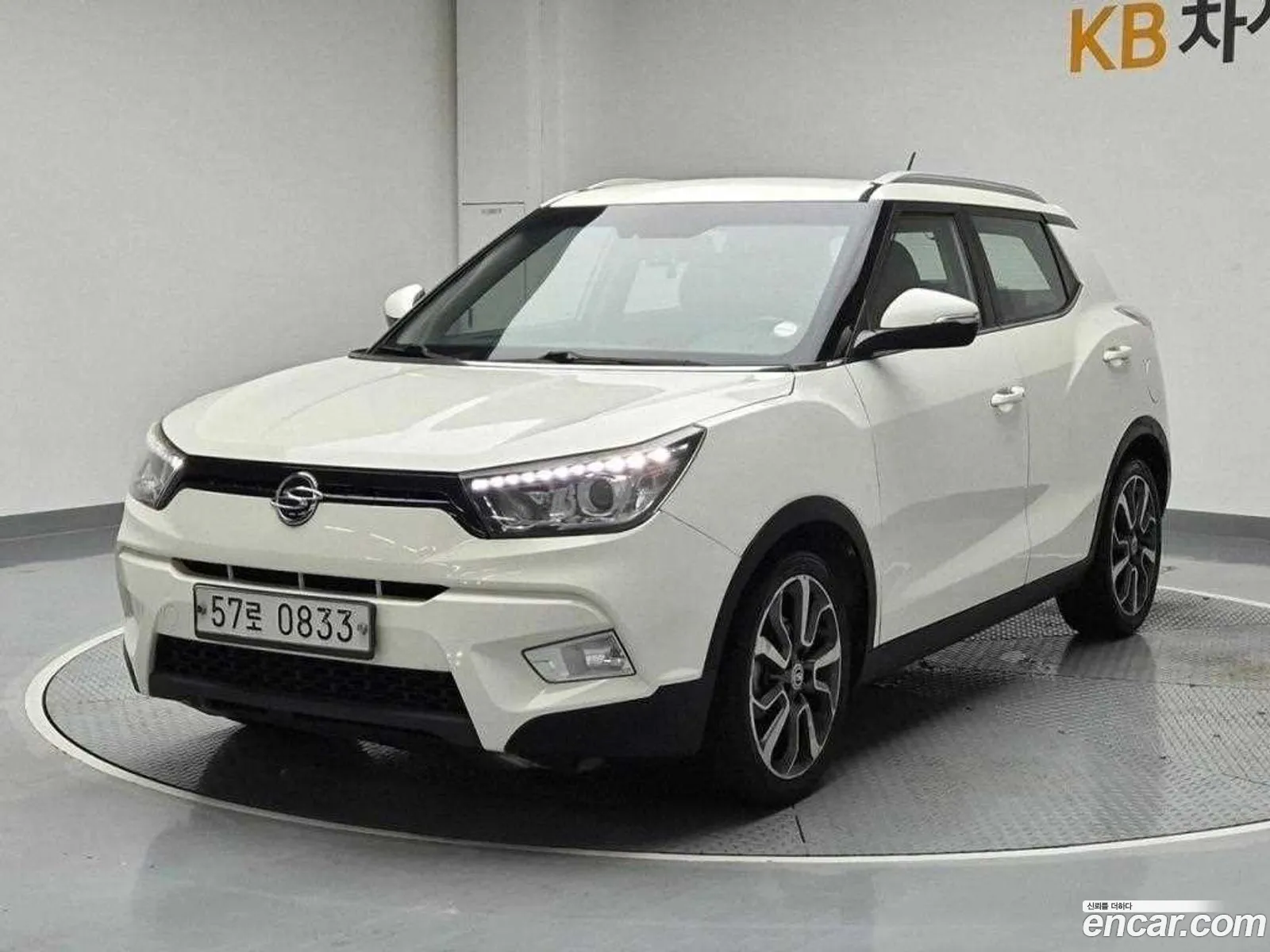 Kg Mobility Ssangyong Tivoli Lx 2Wd Luxury Model - фотография 4275645