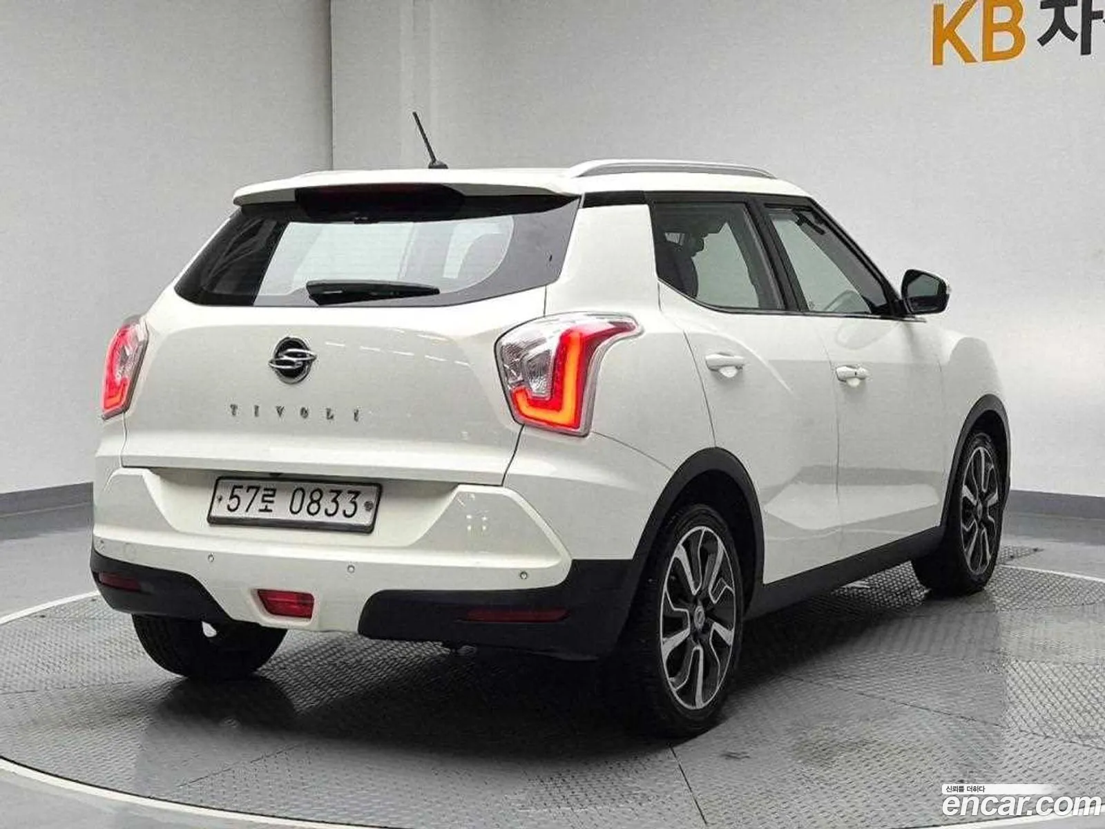 Kg Mobility Ssangyong Tivoli Lx 2Wd Luxury Model - фотография 4275647