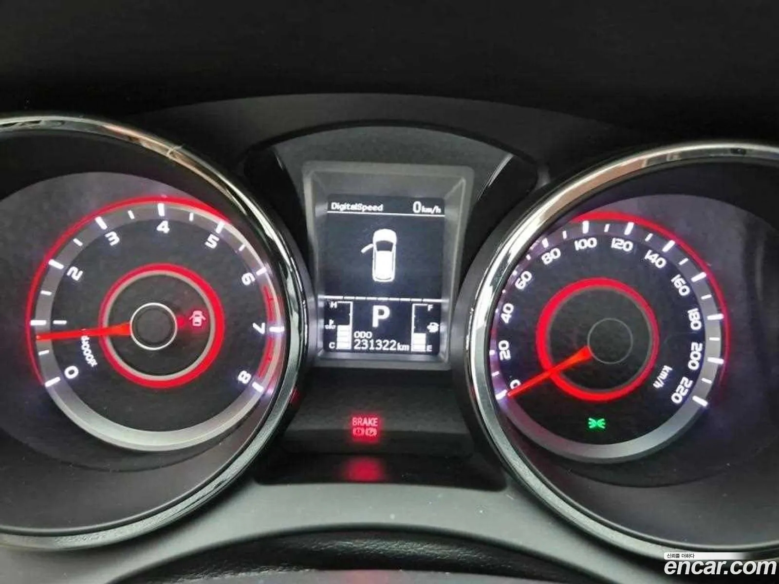 Kg Mobility Ssangyong Tivoli Lx 2Wd Luxury Model - фотография 4275650