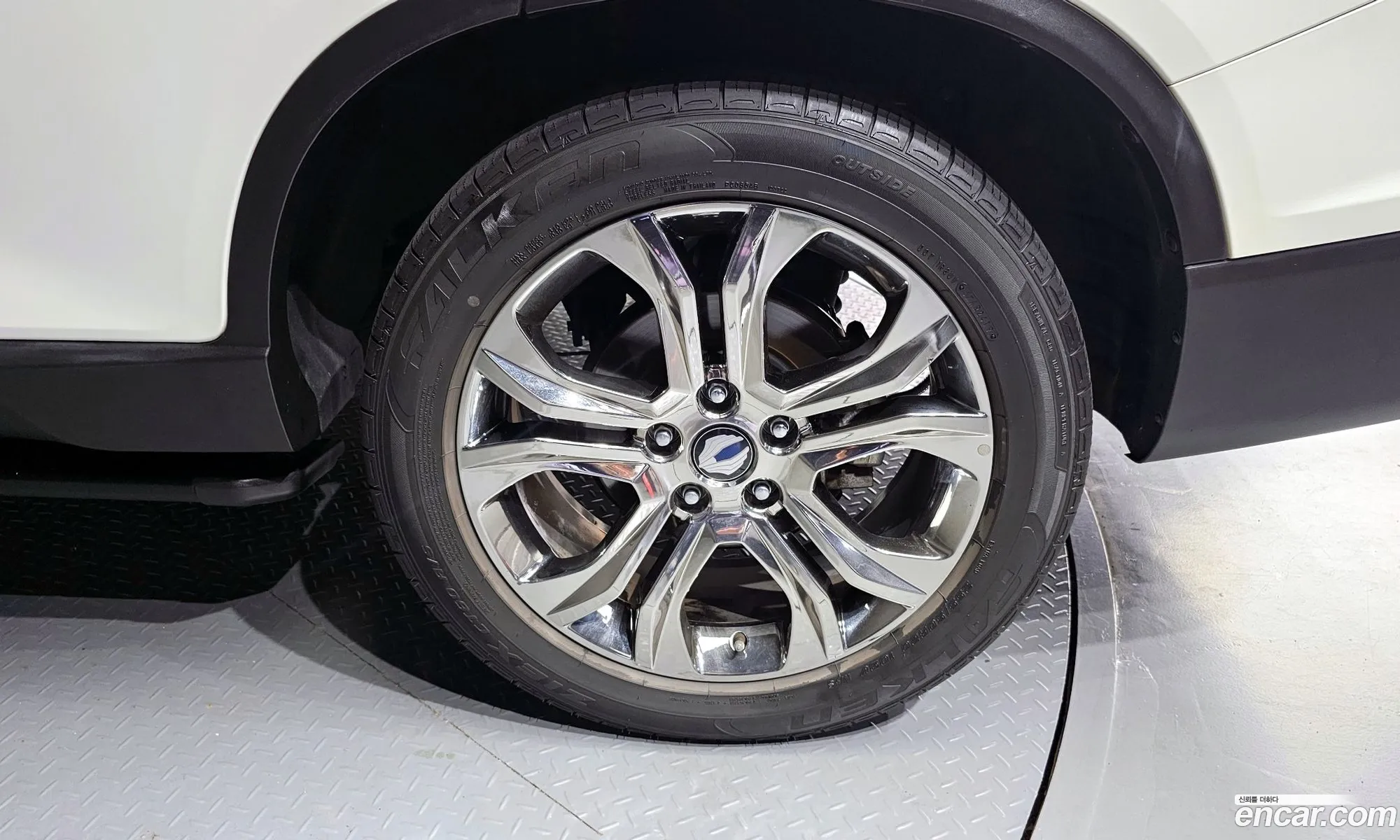 Kg Mobility Ssangyong G4 Rexton Diesel 22 2Wd Majesty - фотография 4413492