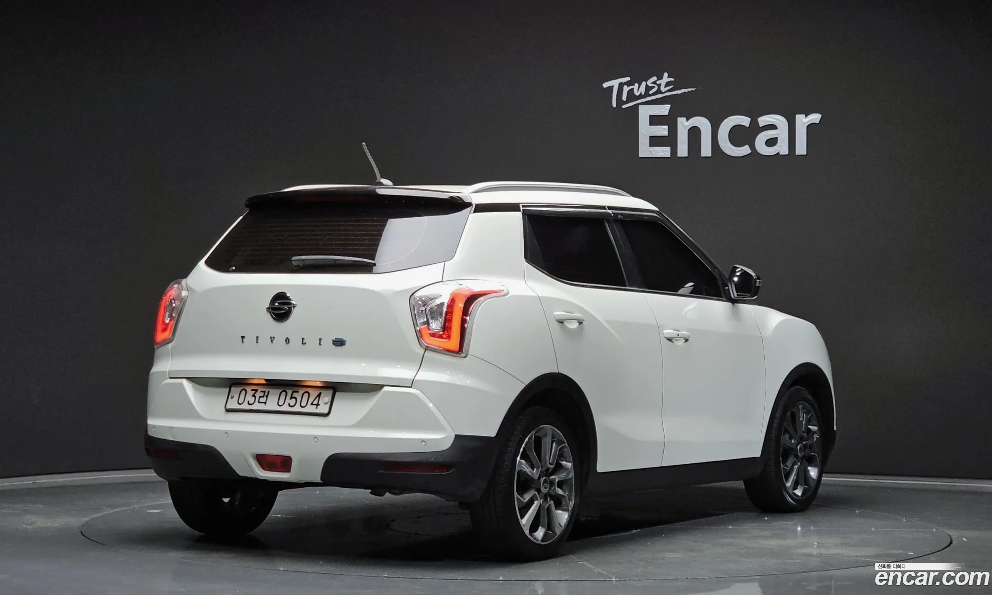 Kg Mobility Ssangyong Tivoli Diesel Lx 2Wd - фотография 4513859