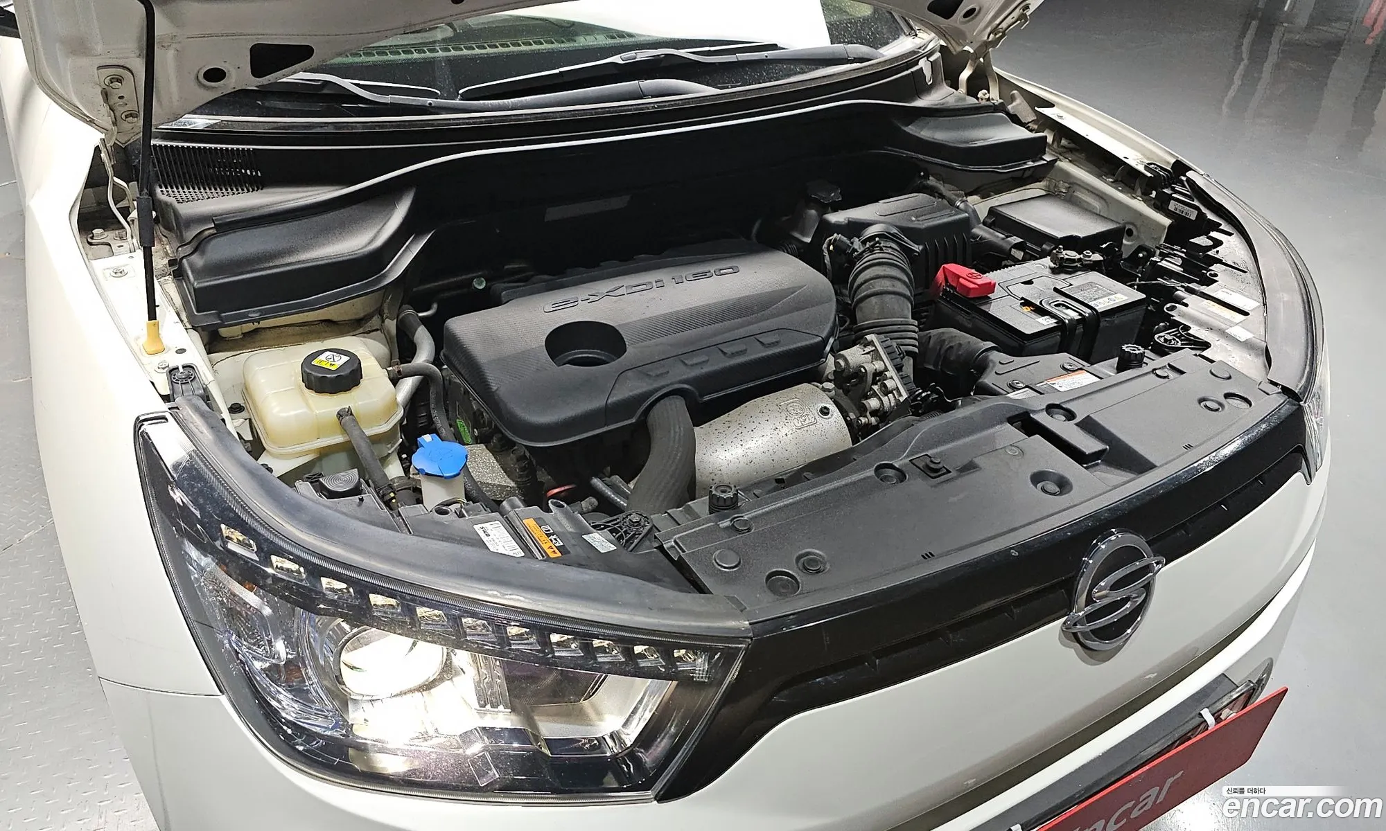 Kg Mobility Ssangyong Tivoli Diesel Lx 2Wd - фотография 4513863