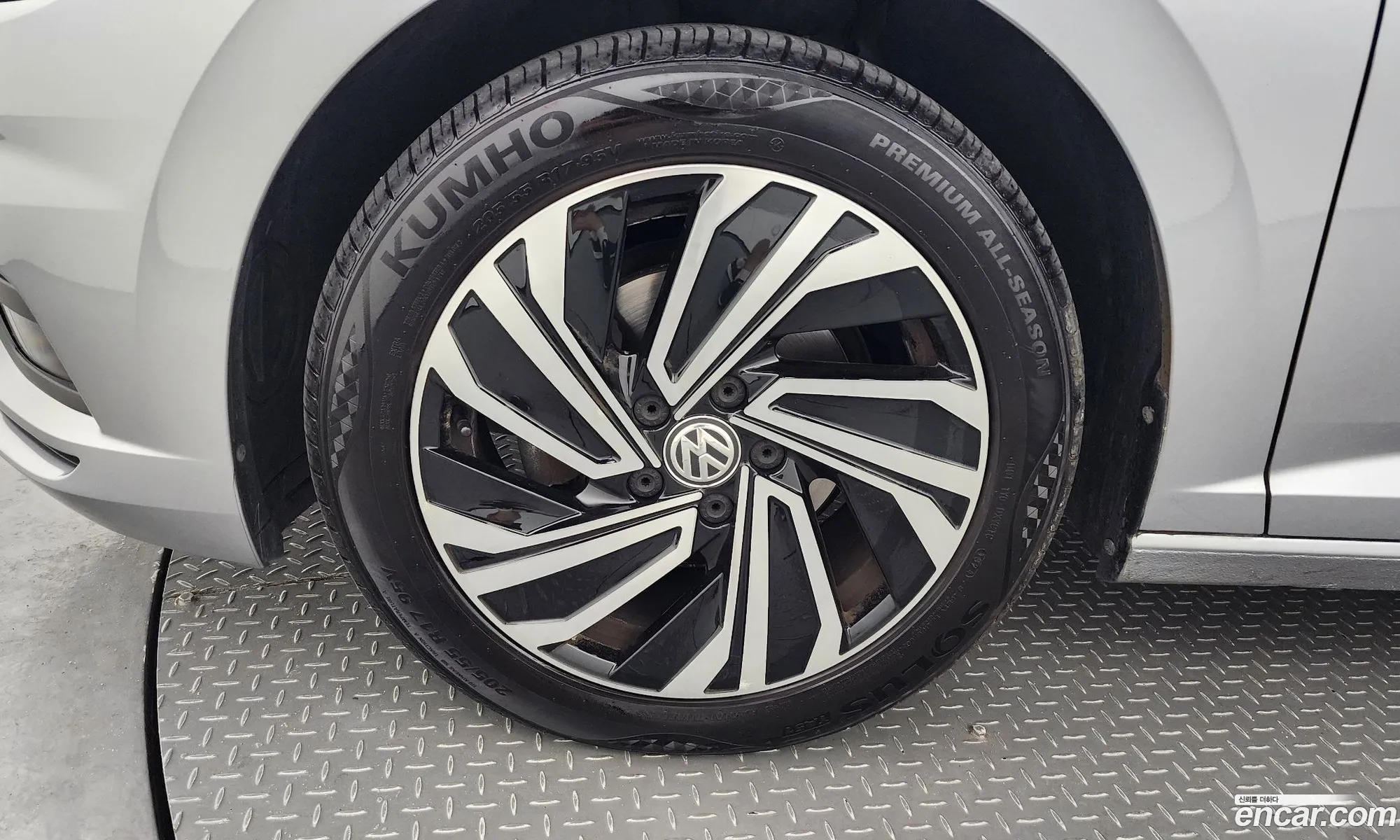 Volkswagen Jetta 7Th Generation 14 Tsi Premium - фотография 12591213