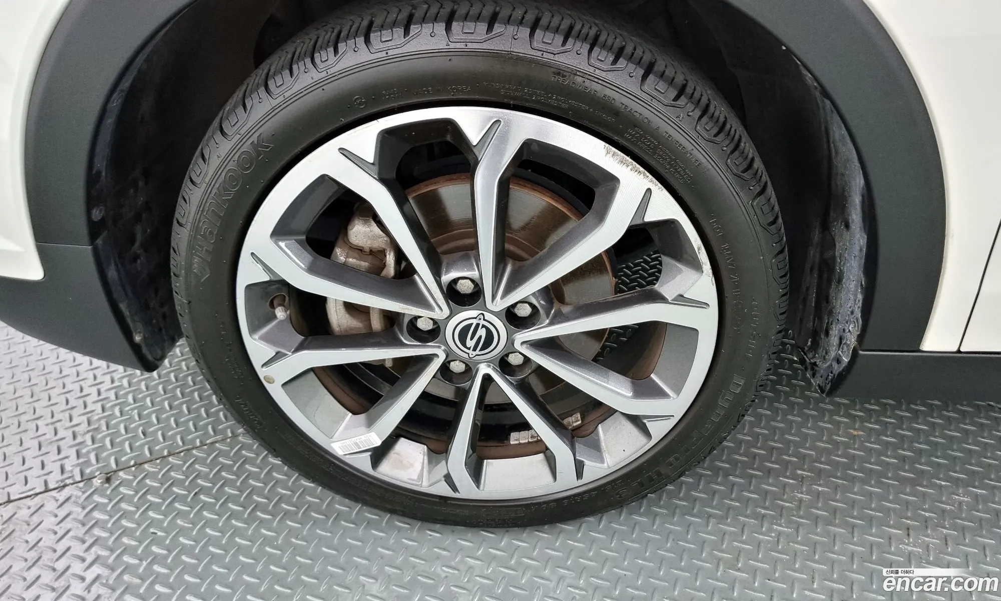 Kg Mobility Ssangyong Tivoli Armor Vx 2Wd - фотография 4489065
