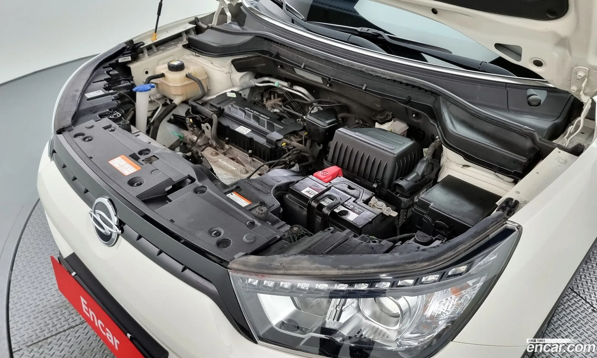 Kg Mobility Ssangyong Tivoli Armor Vx 2Wd - фотография 4489066