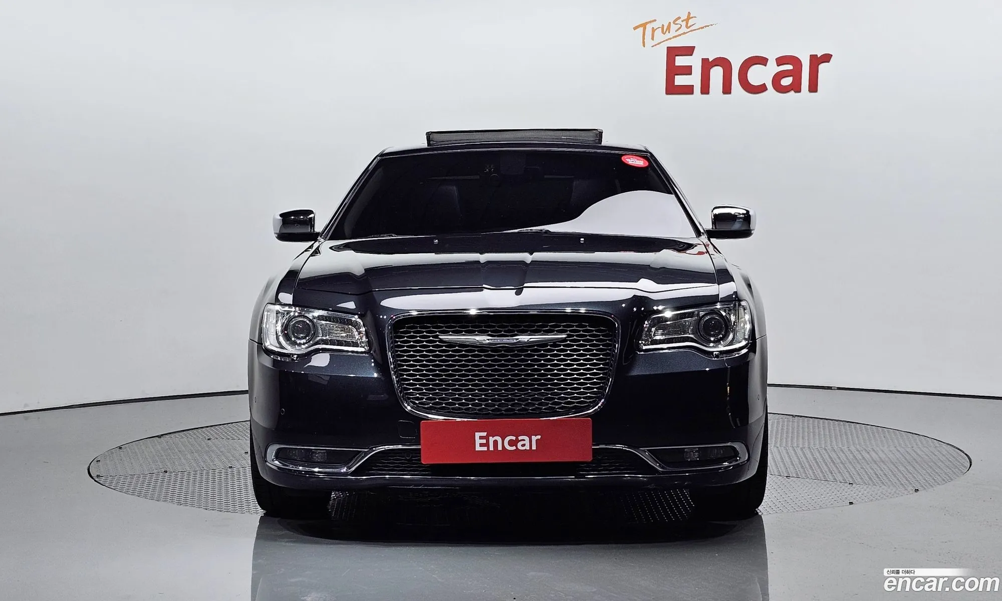 Chrysler The New 300C 36 - фотография 3503497