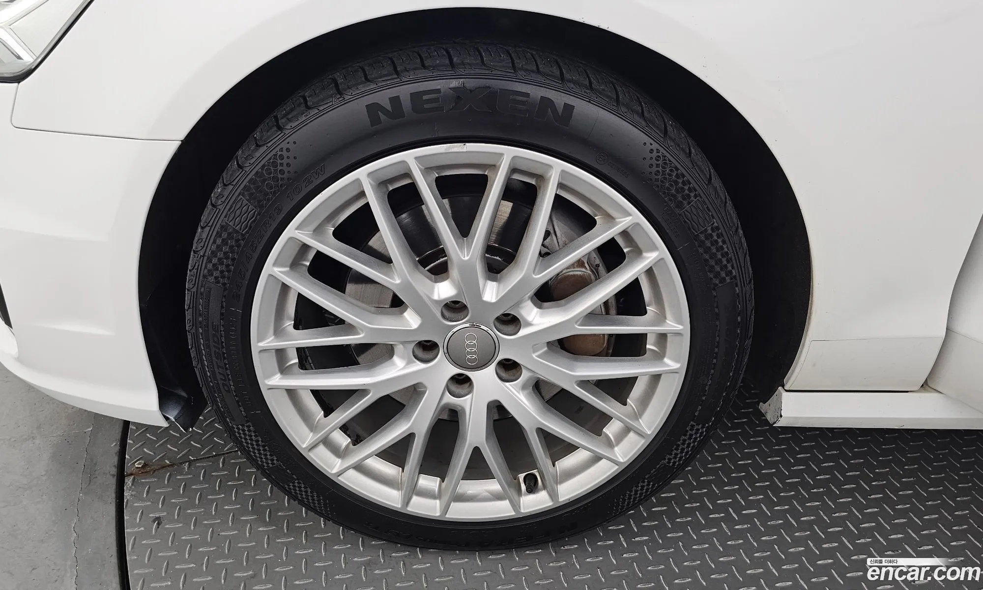 Audi New A6 40 Tdi Quattro Premium C7 - фотография 12702958