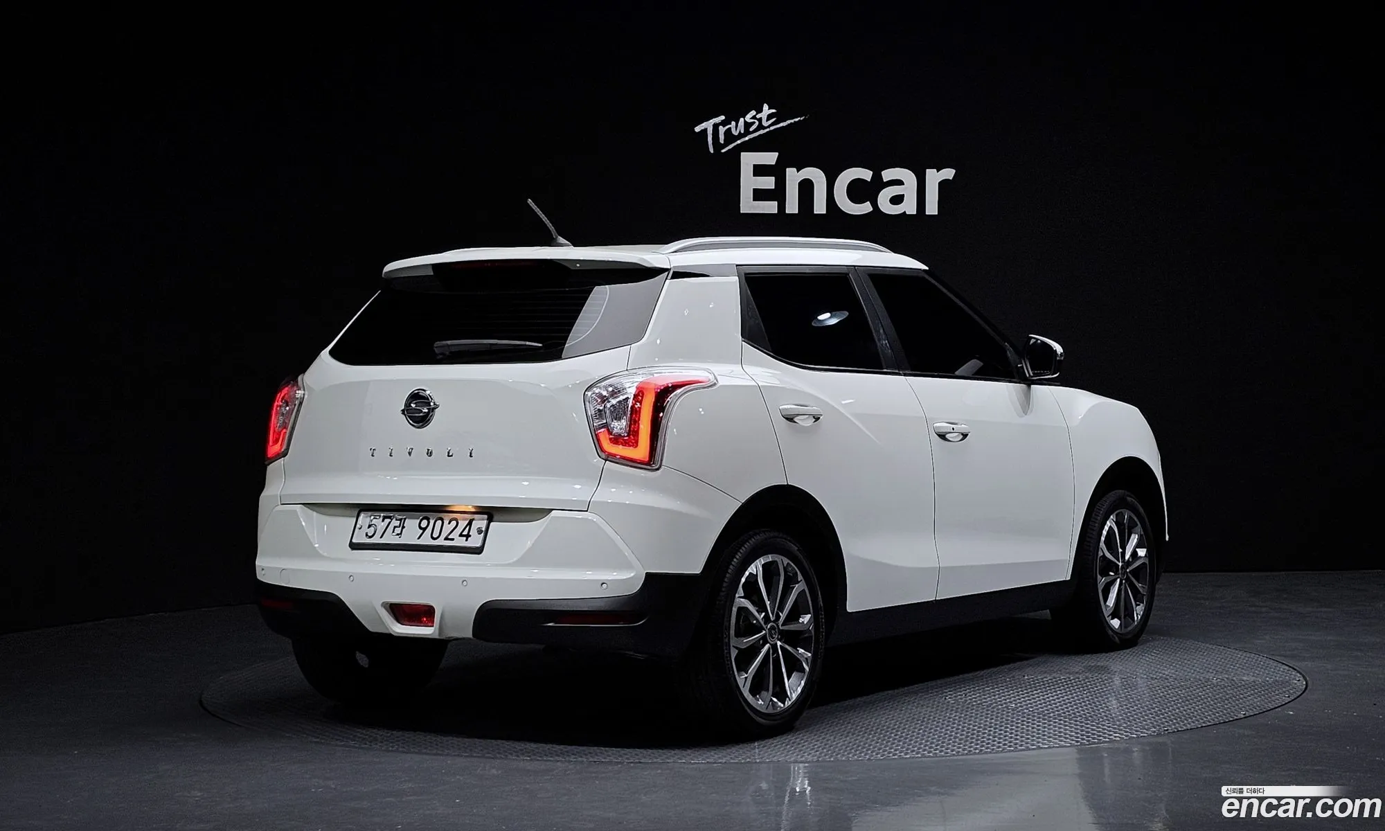 Kg Mobility Ssangyong Tivoli Vx 2Wd - фотография 4283391