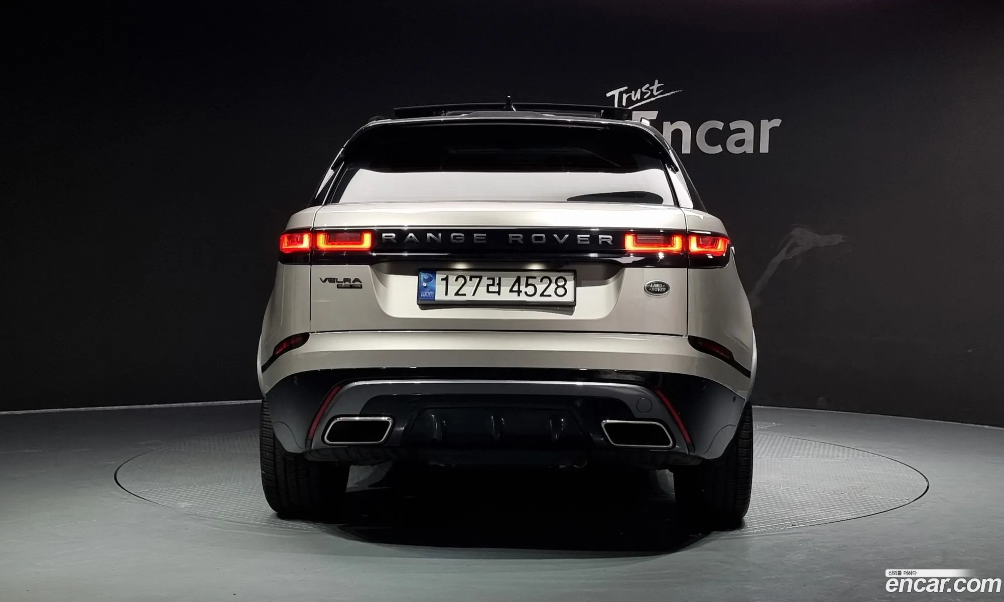 Land Rover Range Rover Velar 30 D300 R-Dynamic Hse - фотография 5675802
