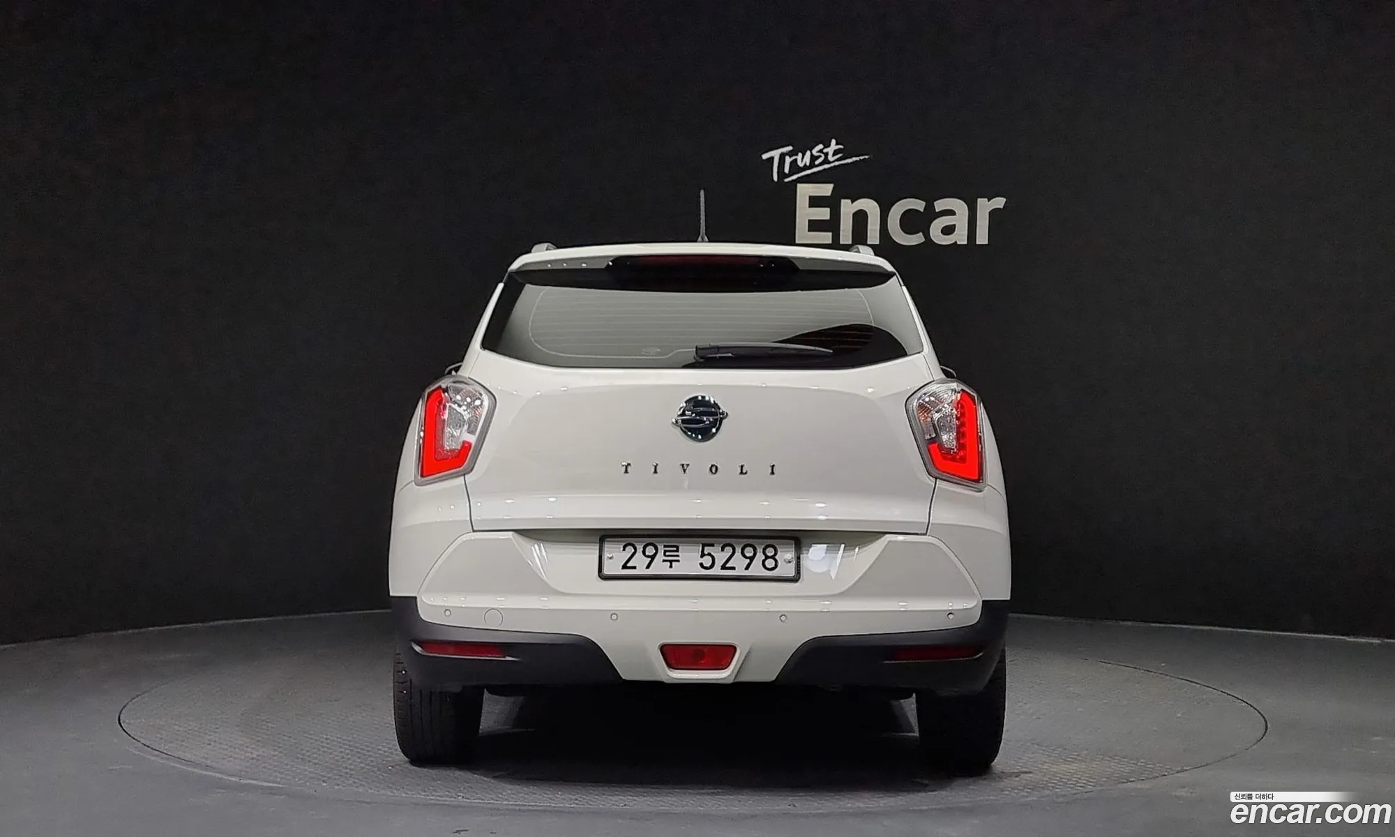 Kg Mobility Ssangyong Tivoli Armor Vx 2Wd - фотография 14390771