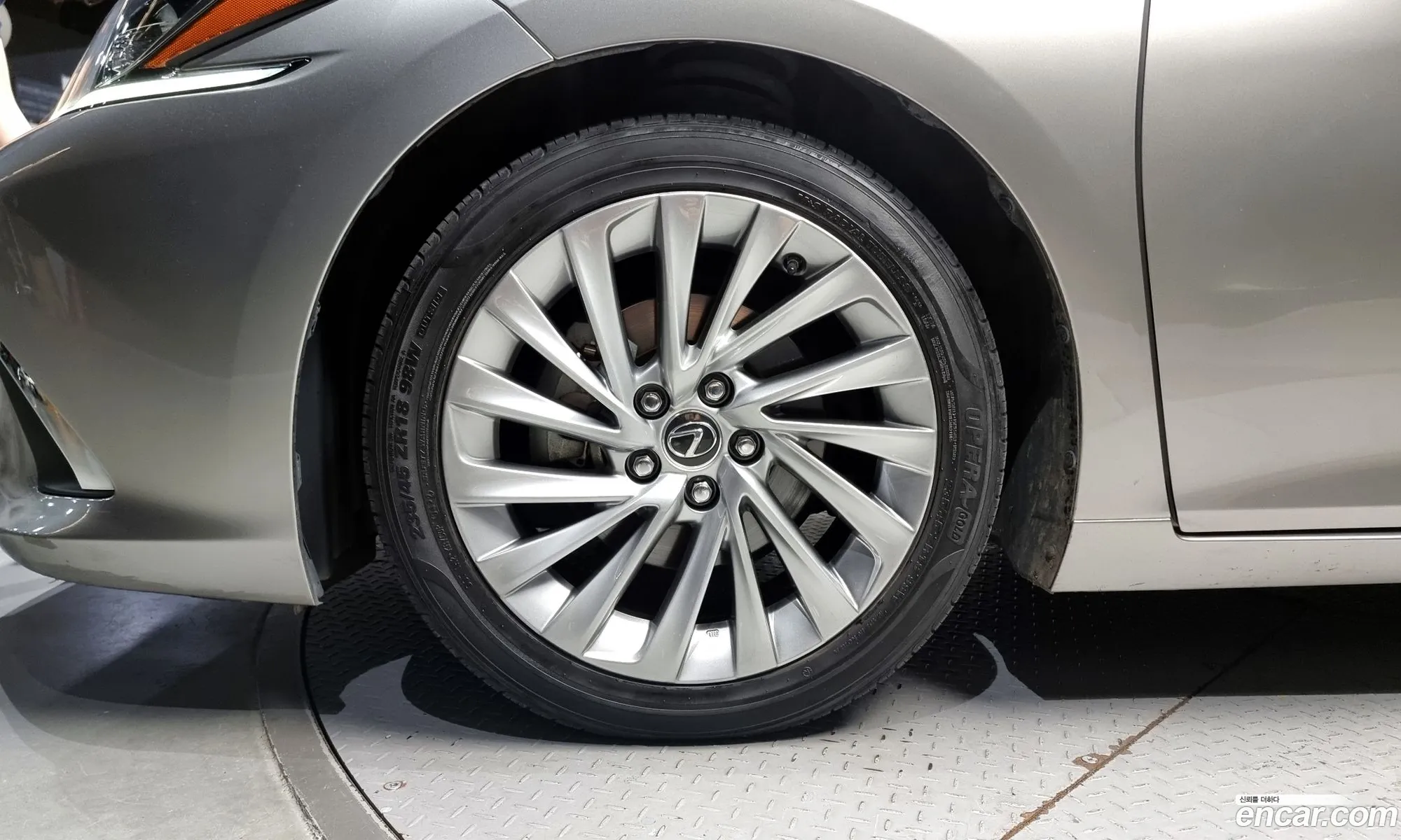 Lexus Es300H 7Th Generation Luxury Plus - фотография 6539291