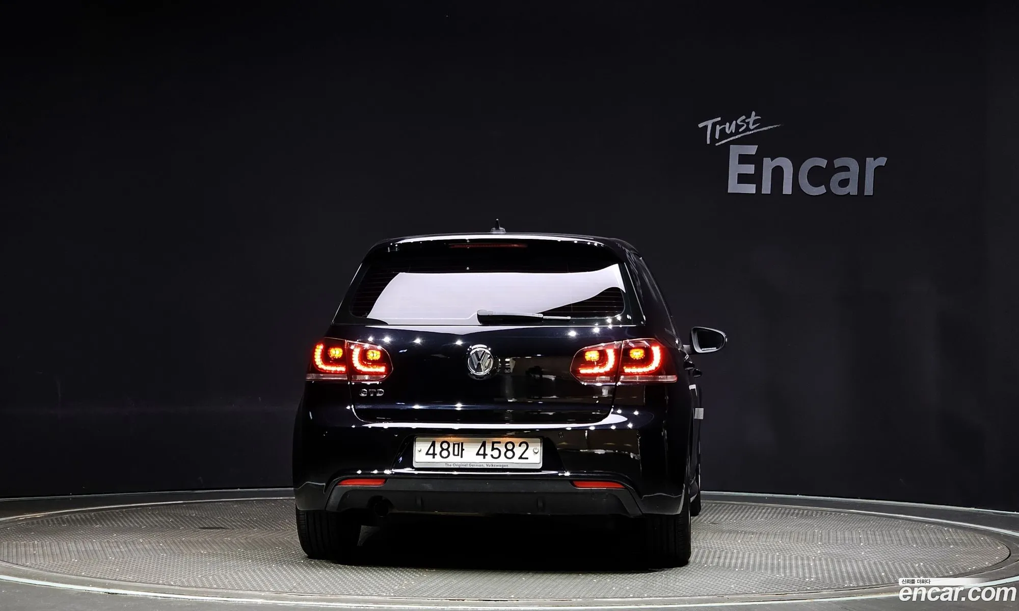 Volkswagen Golf 6Th Generation 16 Tdi Bluemotion Style Edition - фотография 12633518