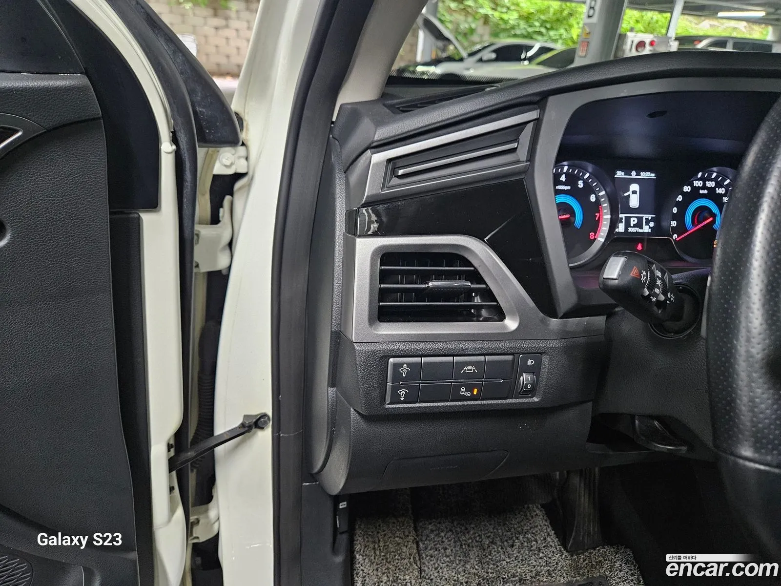 Kg Mobility Ssangyong Beautiful Korando Gasoline 15 2Wd C5 Plus - фотография 4379196