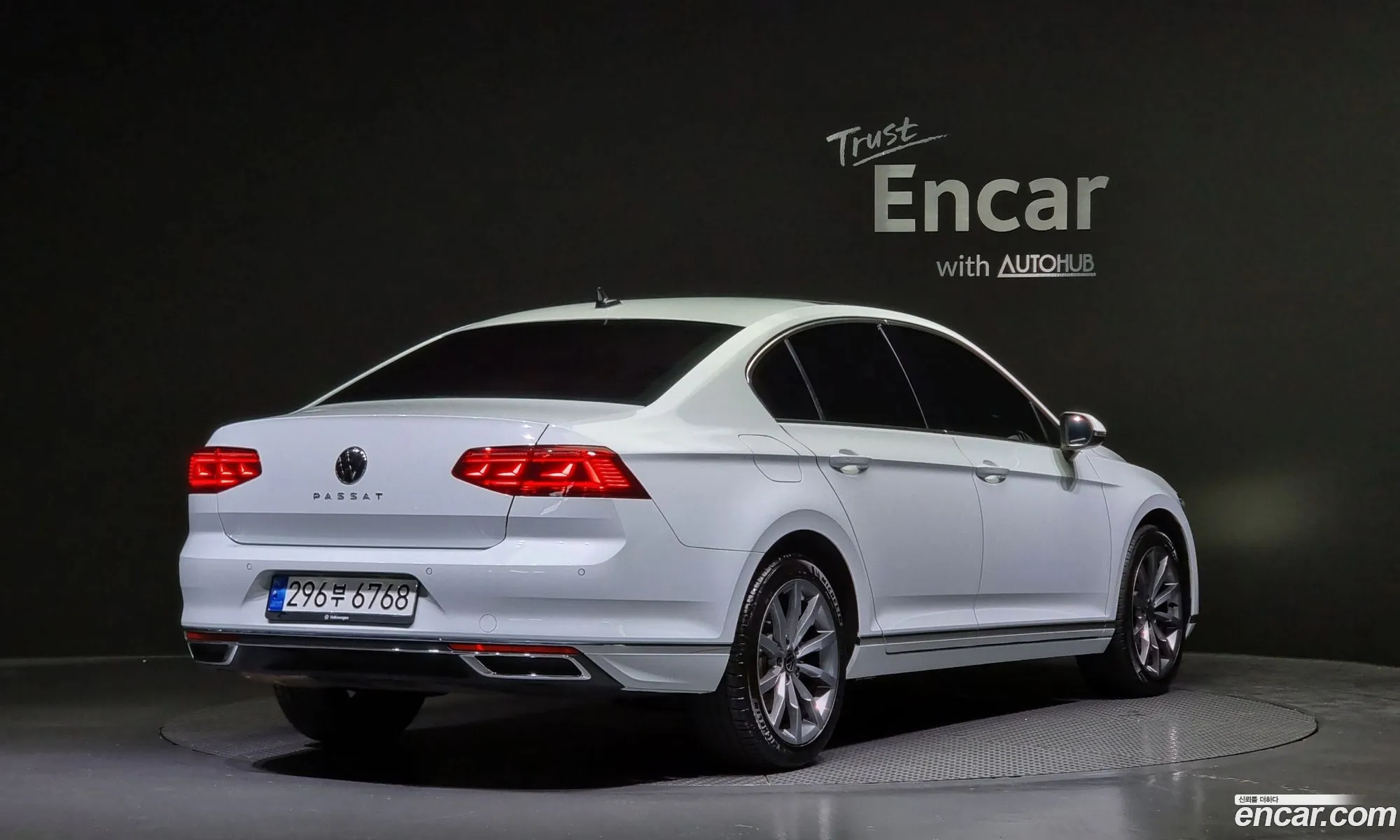 Volkswagen Passat GtB8 20 Tdi Prestige - фотография 12635184