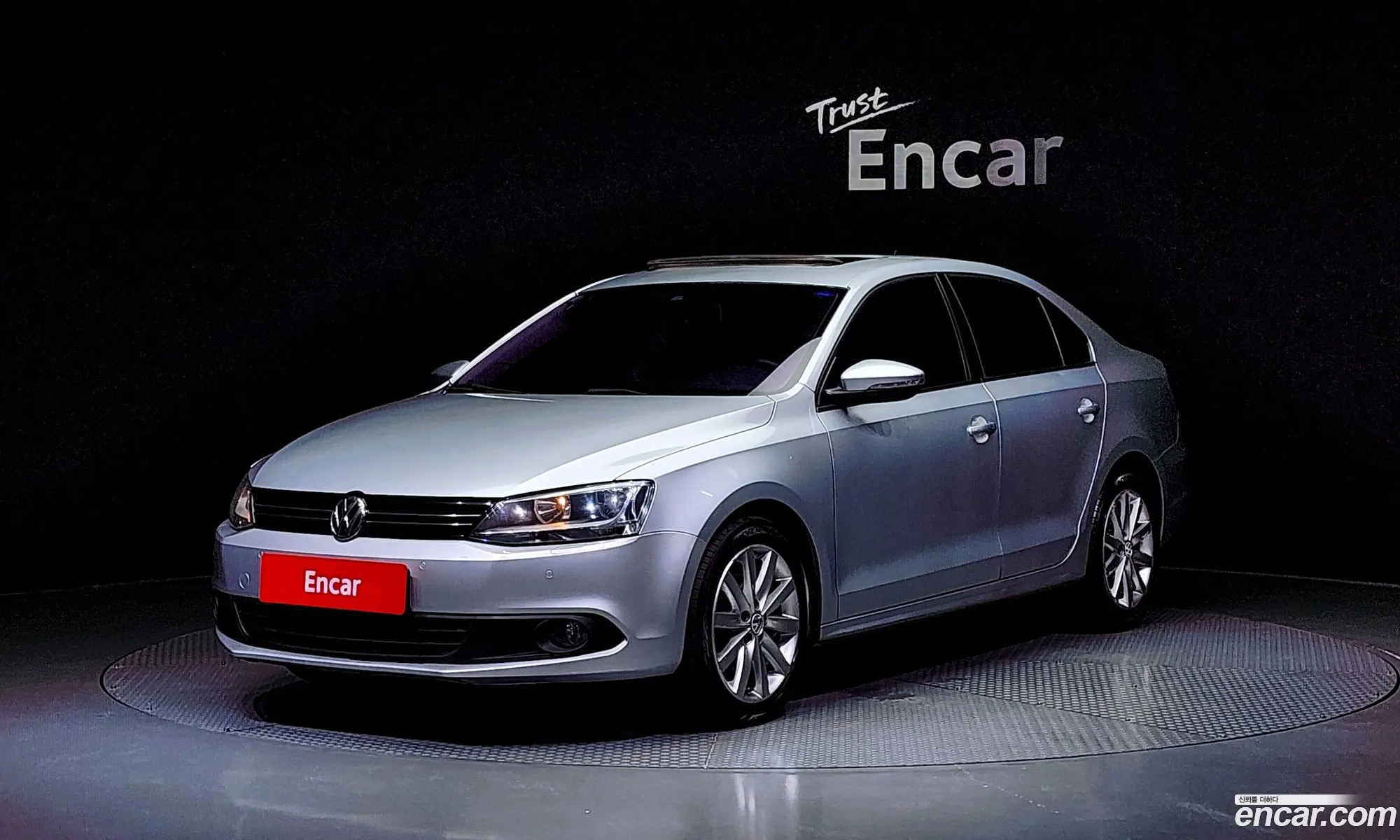 Volkswagen New Jetta 20 Tdi 6Th Generation - фотография 12633557