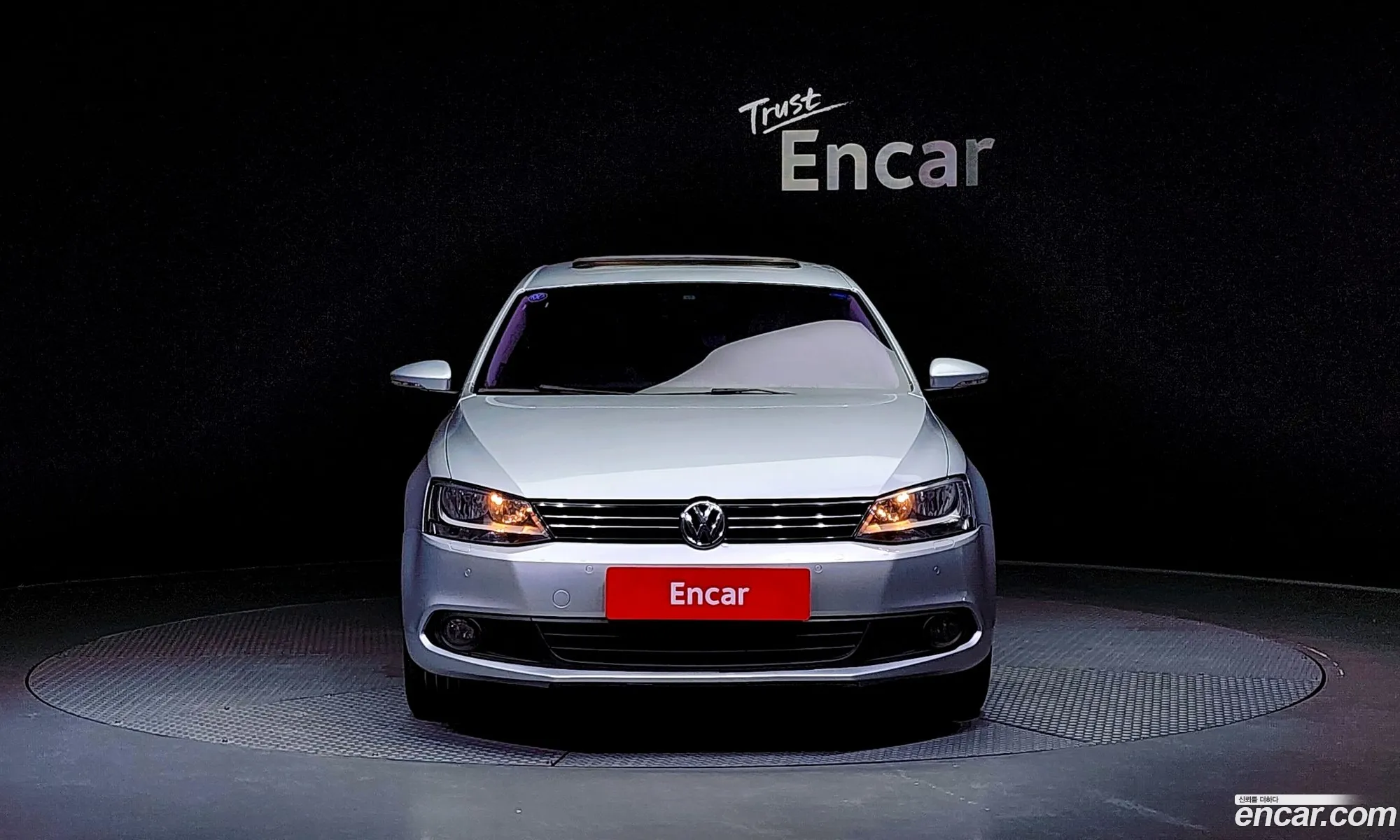 Volkswagen New Jetta 20 Tdi 6Th Generation - фотография 12633559
