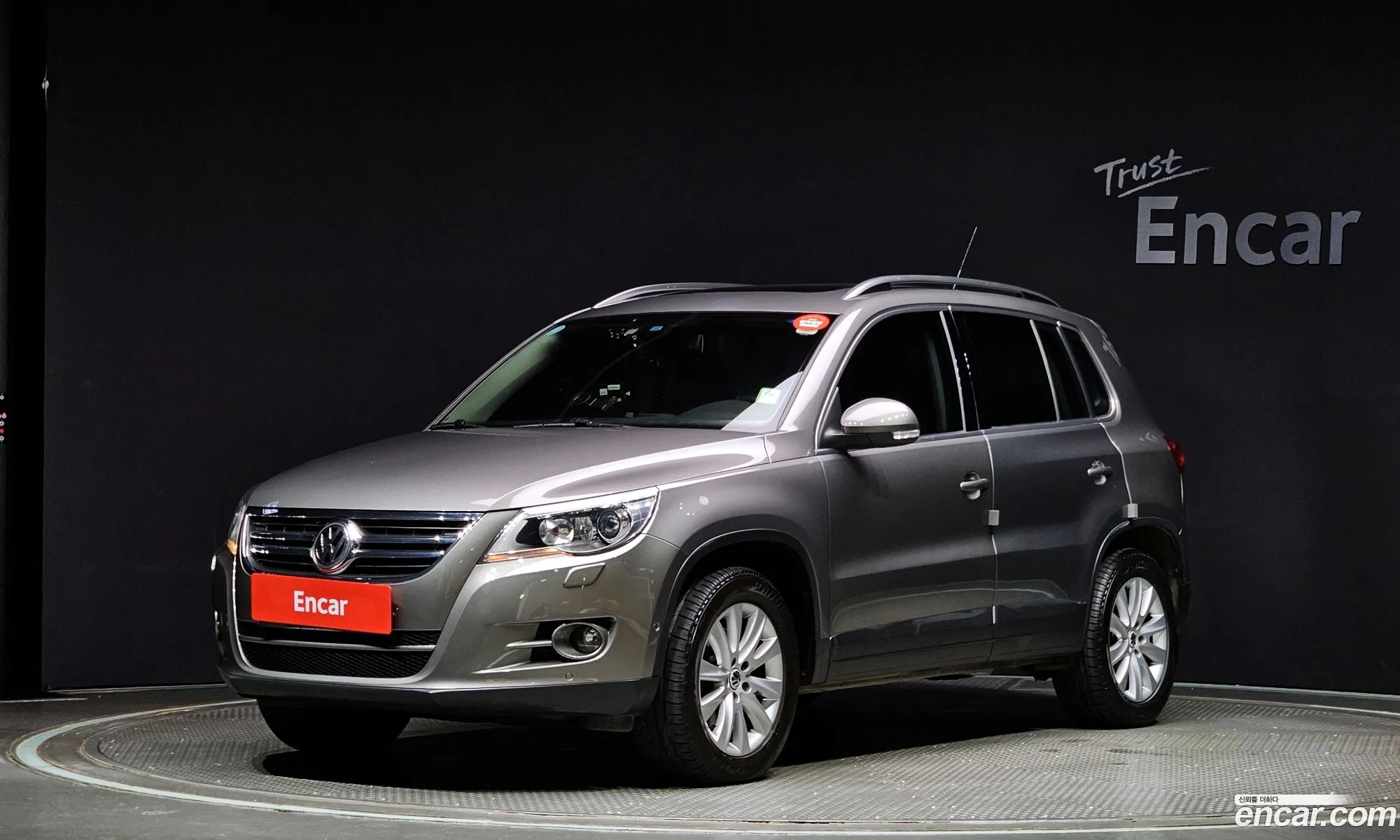Volkswagen Tiguan 20 Tdi 5N - фотография 12631719