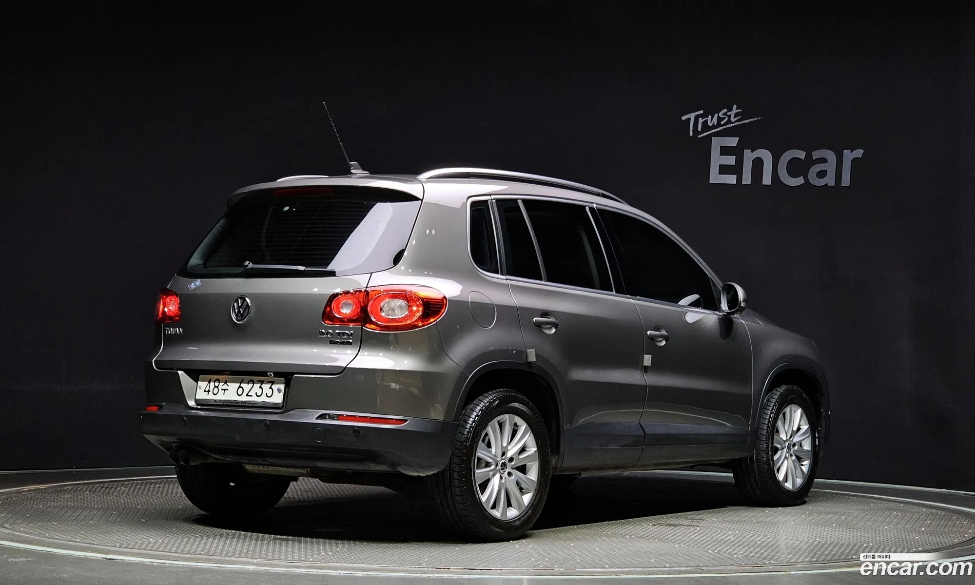 Volkswagen Tiguan 20 Tdi 5N - фотография 12631720