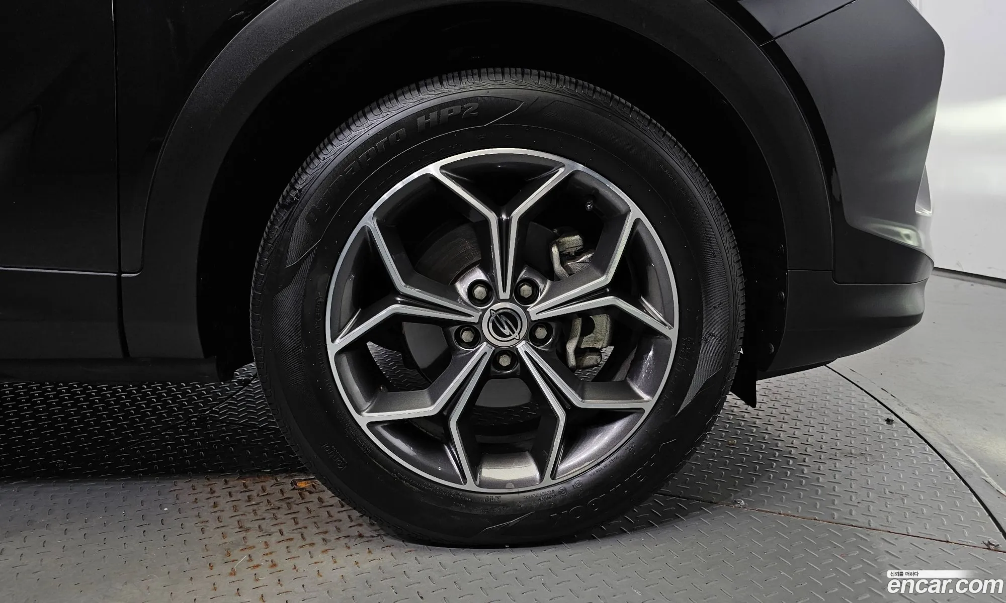Kg Mobility Ssangyong Beautiful Korando Diesel 16 2Wd C7 - фотография 4275252