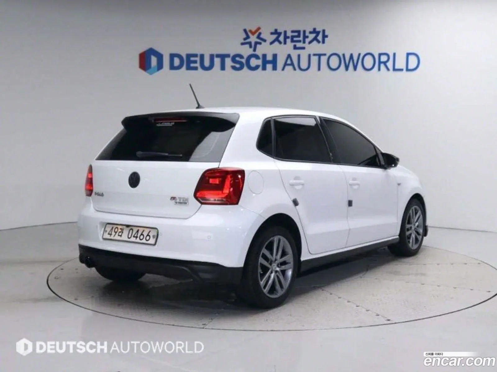 Volkswagen Polo 14 Tdi R-Line 5Th Generation - фотография 12633528