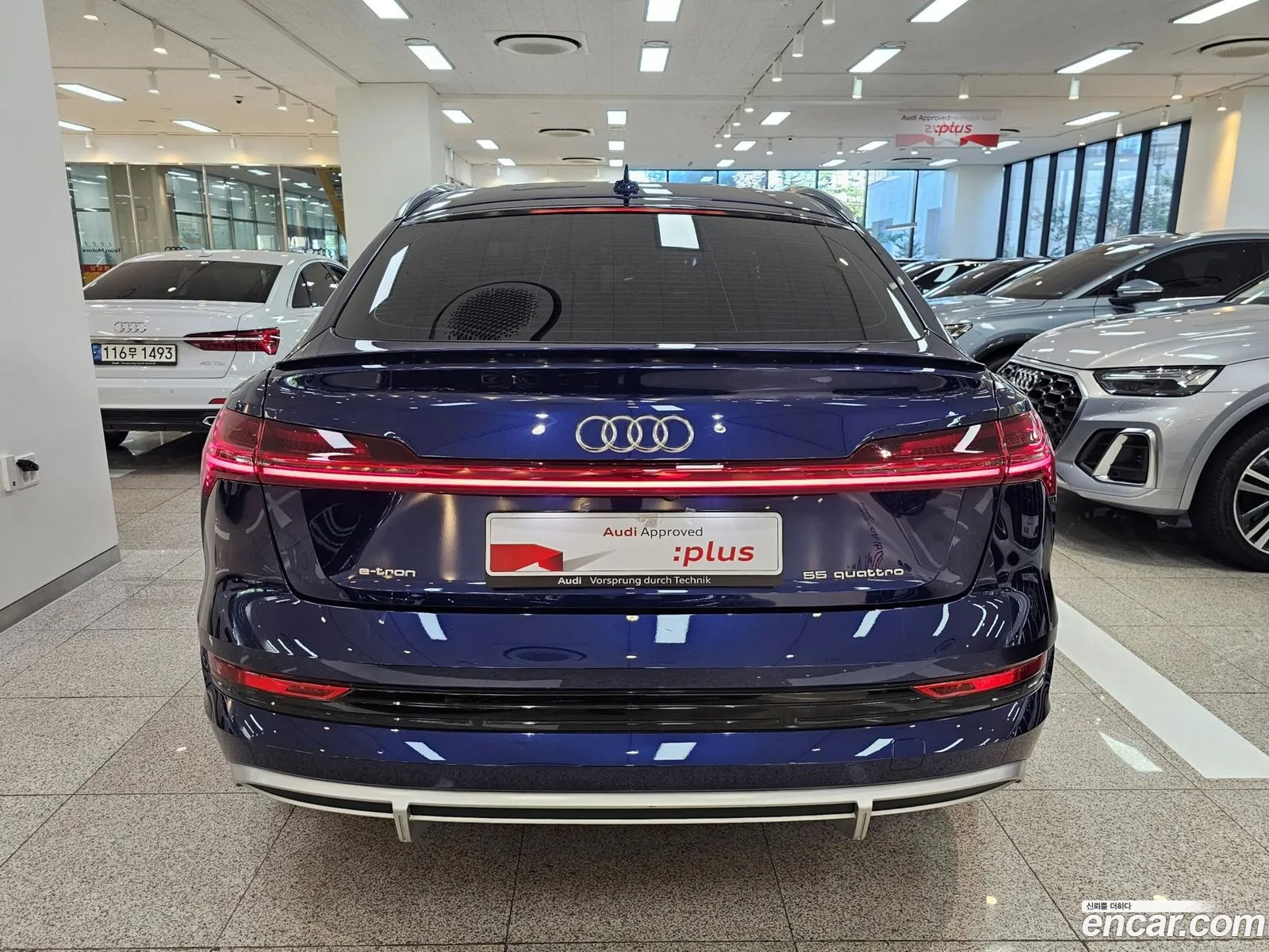 Audi E-Tron 55 Quattro Sportback - фотография 12702947