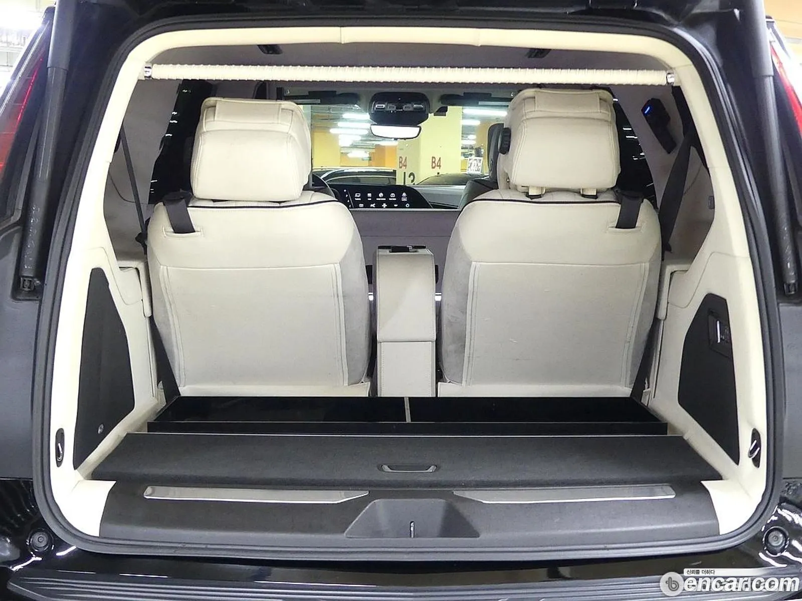 Cadillac Escalade 5Th Generation 62 Esv Esv Sports Platinum - фотография 4784316