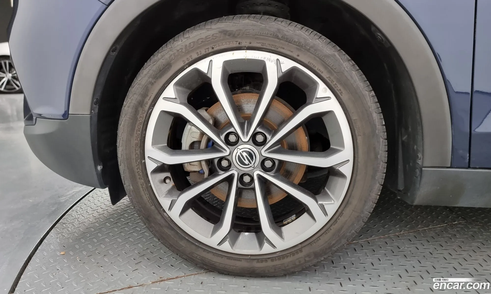 Kg Mobility Ssangyong Tivoli Diesel Lx 2Wd - фотография 4489138