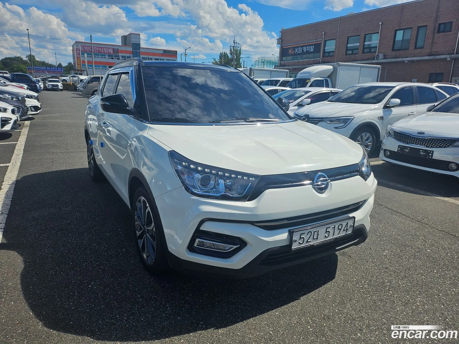 Kg Mobility Ssangyong Tivoli Armor Gear Edition 2Wd - фотография 3966760