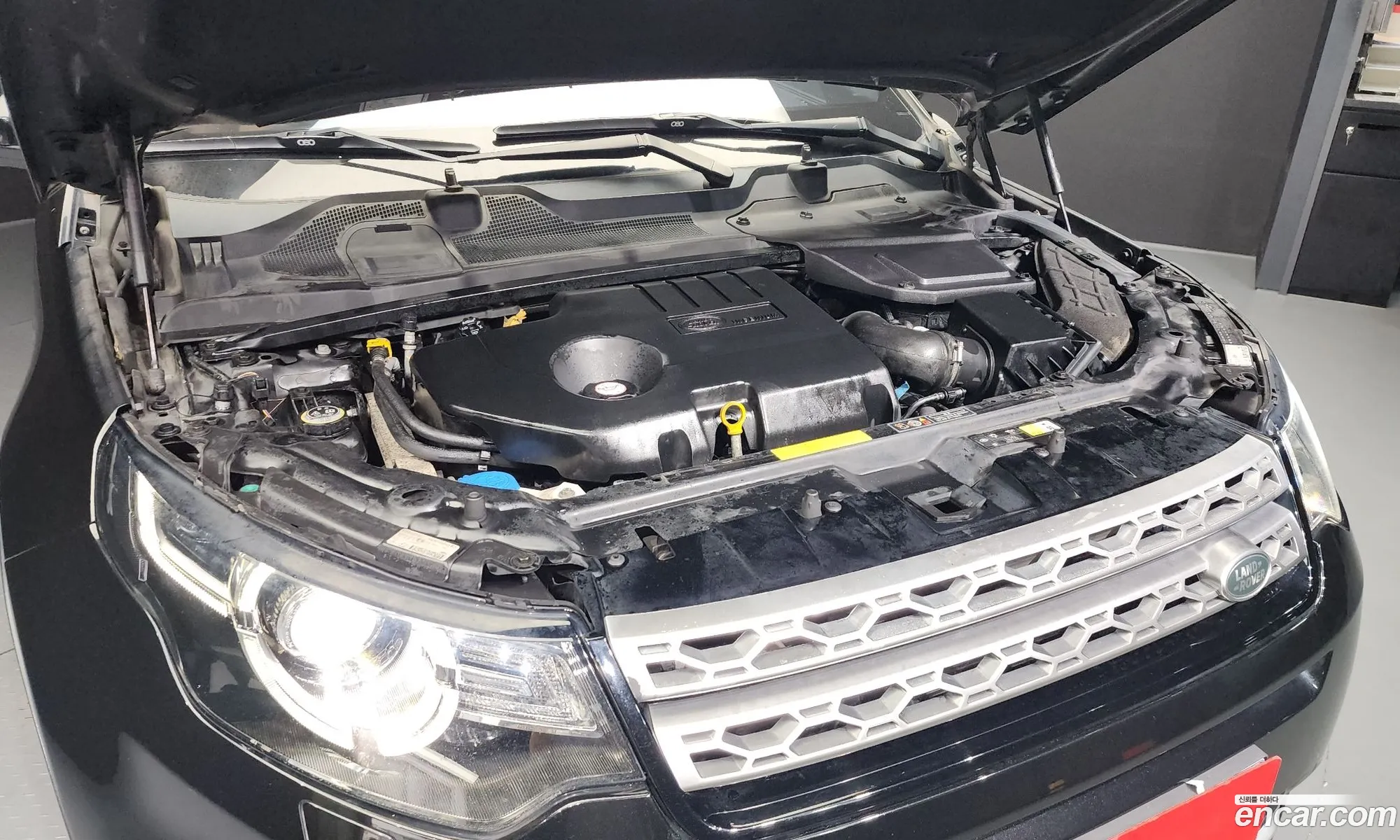 Land Rover Discovery Sport 20 Td4 Hse Luxury - фотография 5675792