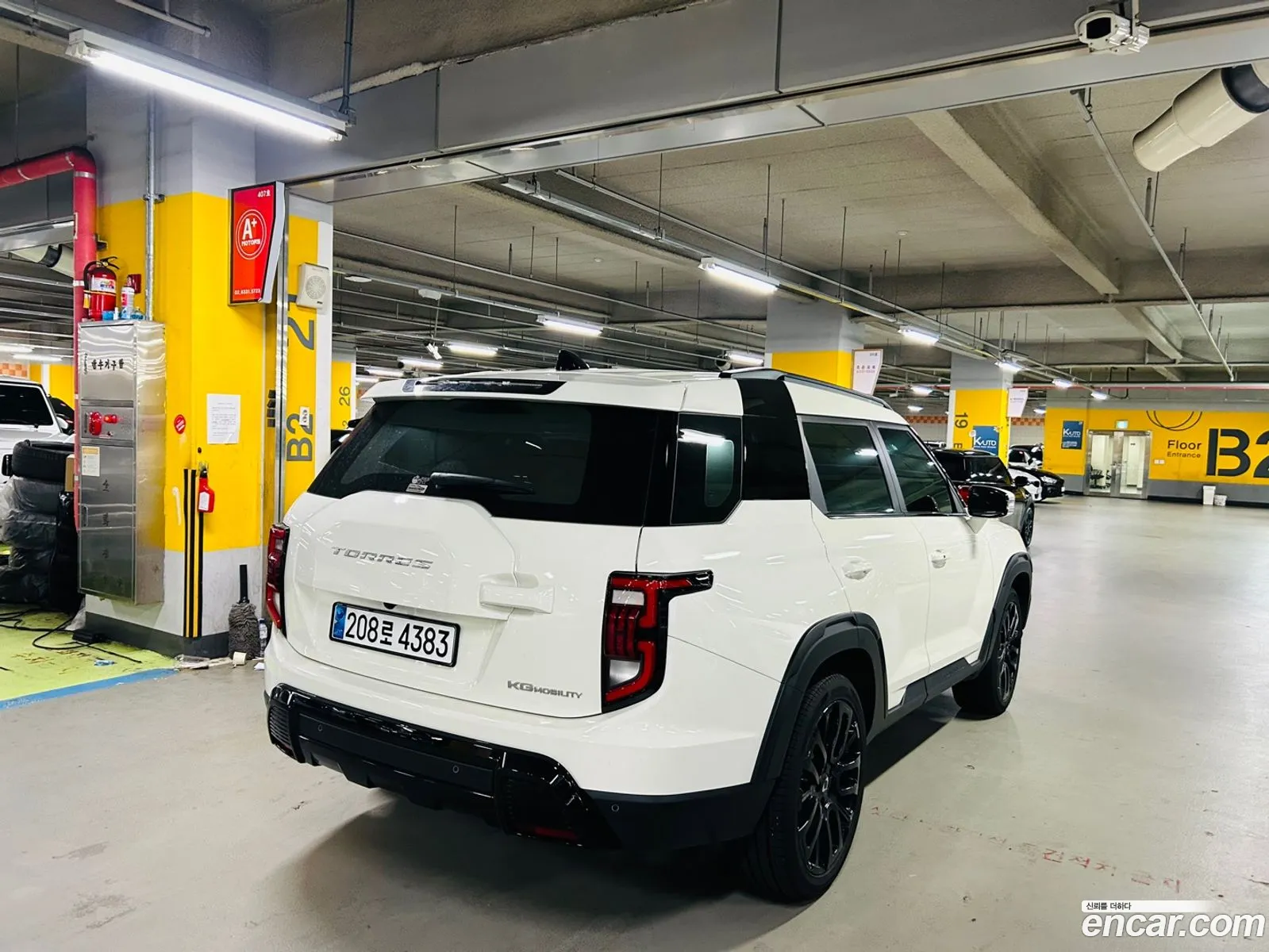 Kg Mobility Ssangyong Torres Gasoline 15 2Wd Black Edition - фотография 3966773